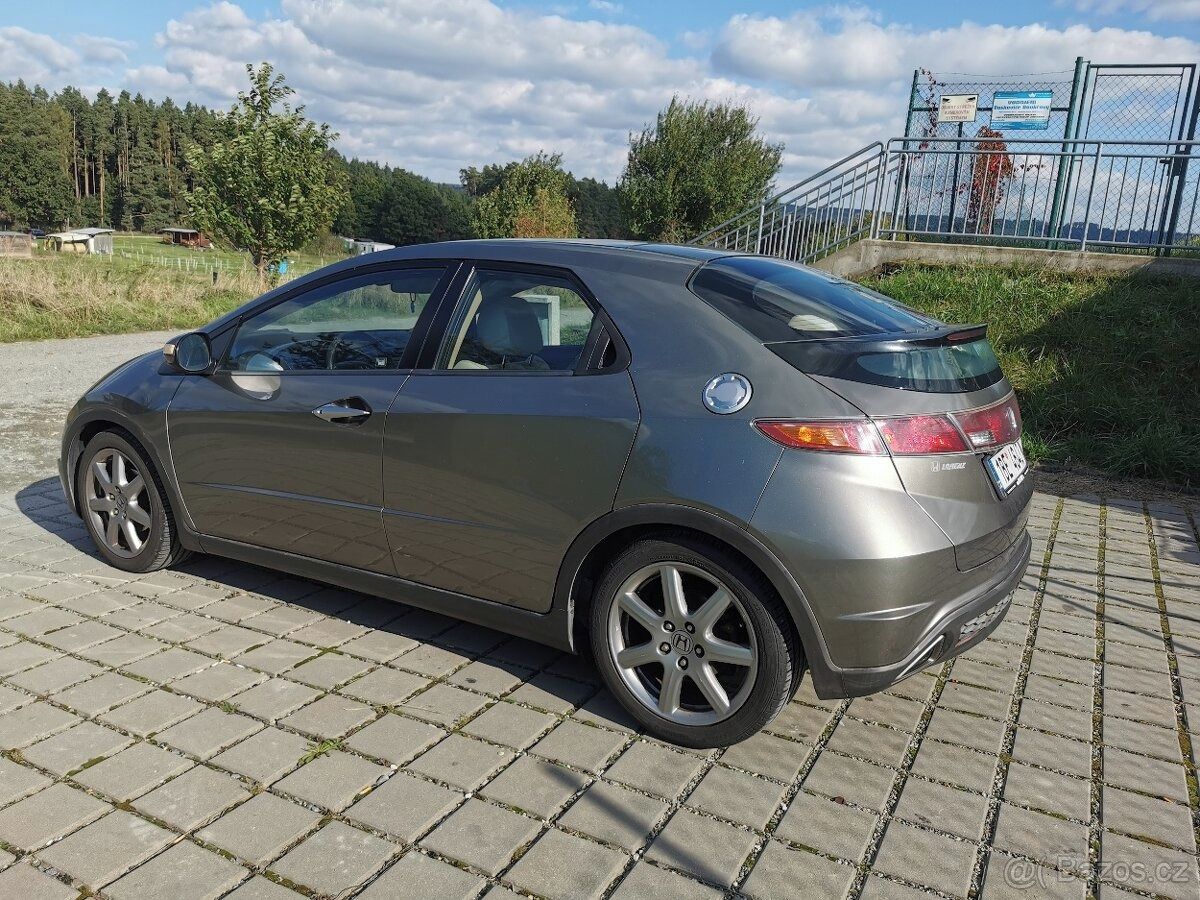 Honda Civic, Civic 1.8., VTEC, 106kw - fotka 5