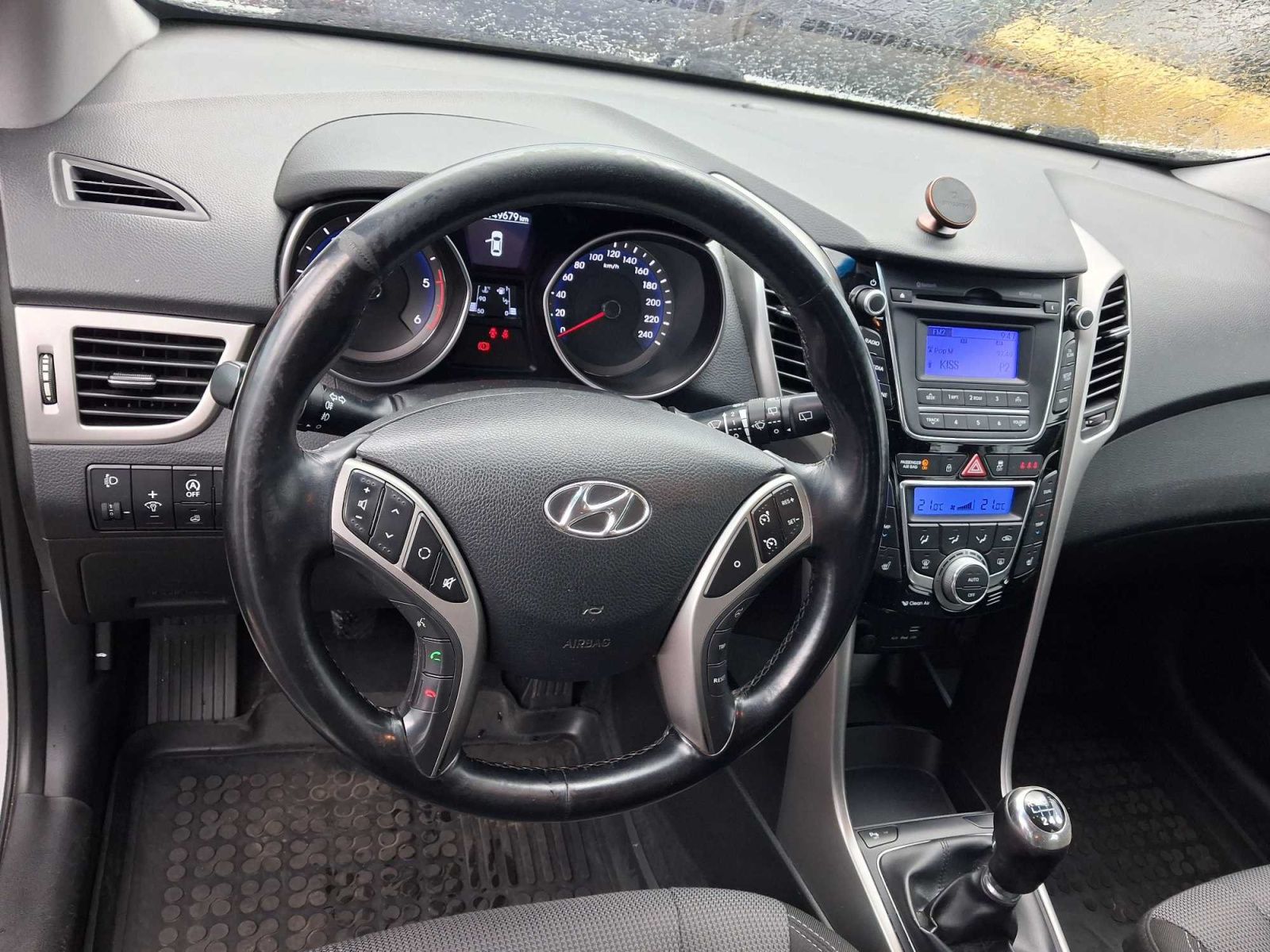 Hyundai i30, 1.6 CRDi, Weekend, ČR,1.maj - fotka 3