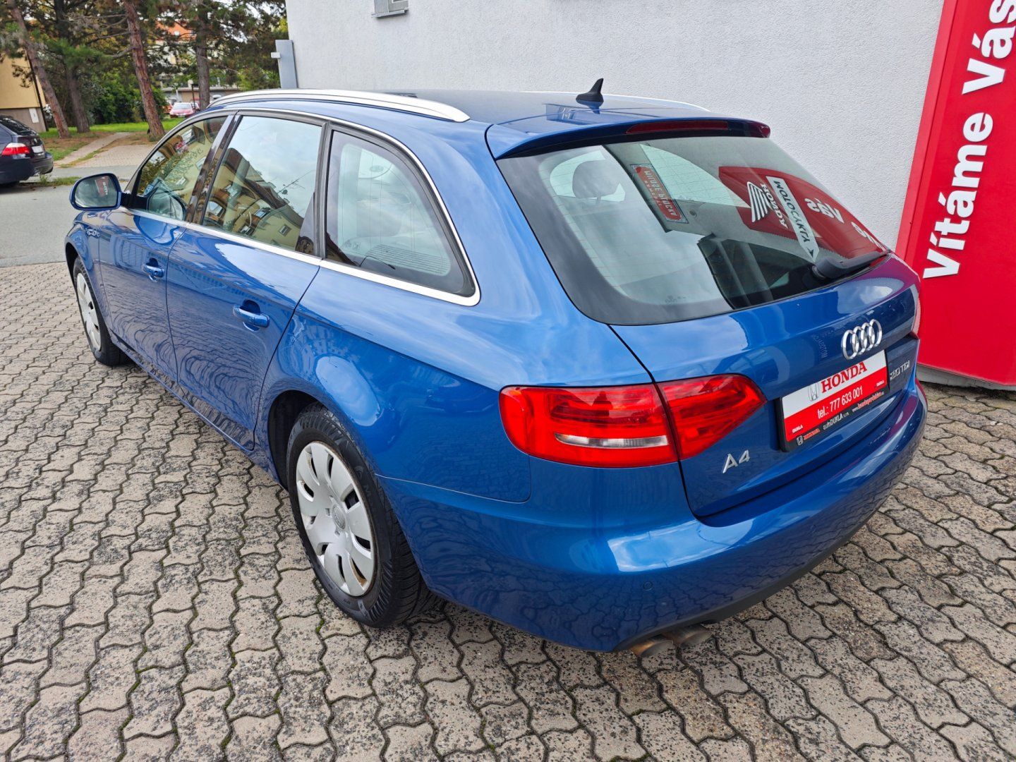 Audi A4 Avant, 2.0 TDi Automat - fotka 4