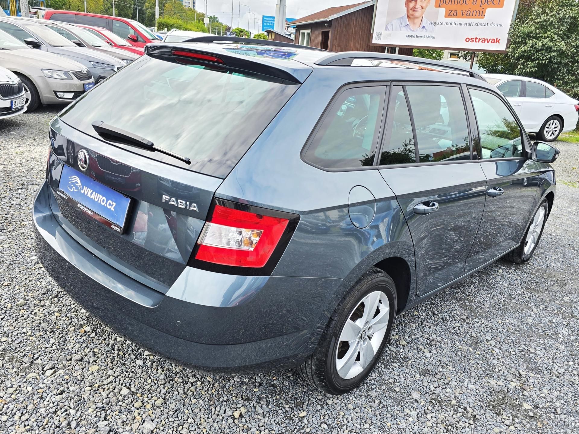 Škoda Fabia, 1.2TSI NAVI 100% STAV 1Majitel - fotka 5