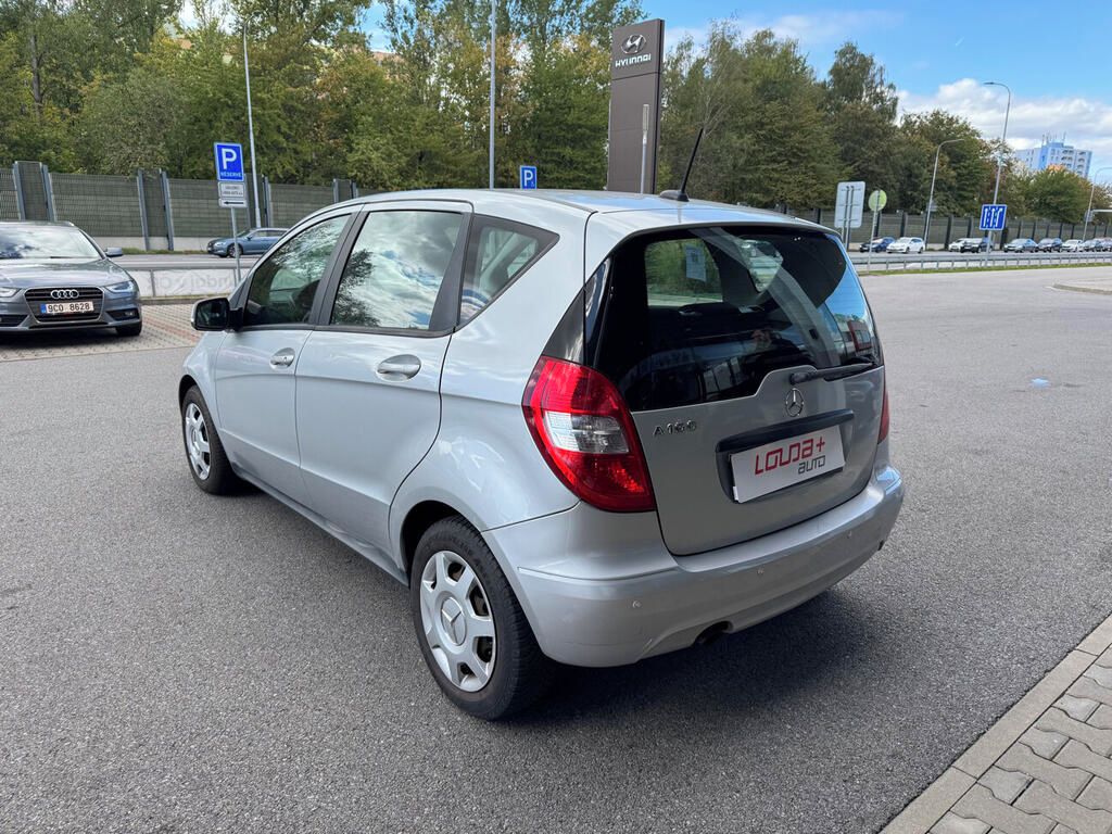 Mercedes-Benz Třídy A, 1.5 i 70 kW - fotka 3