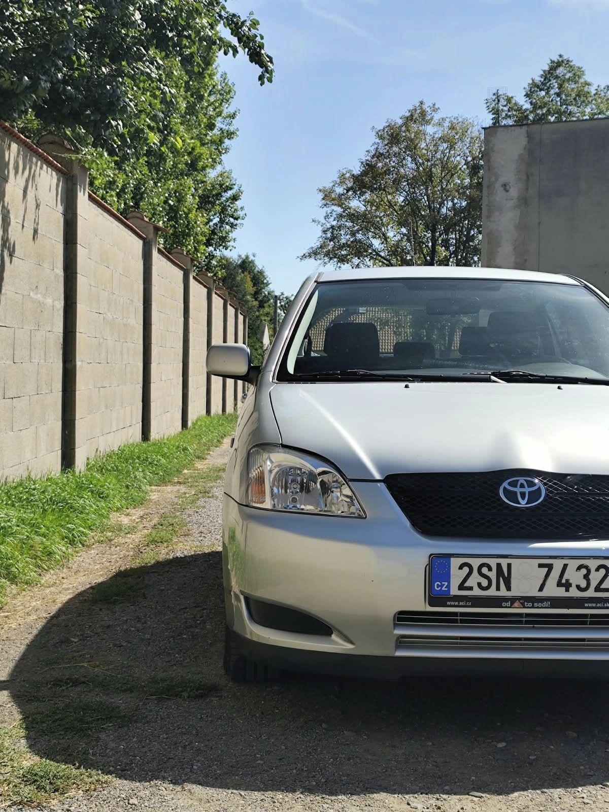 Toyota Corolla, 1,4 benzín klima - fotka 5