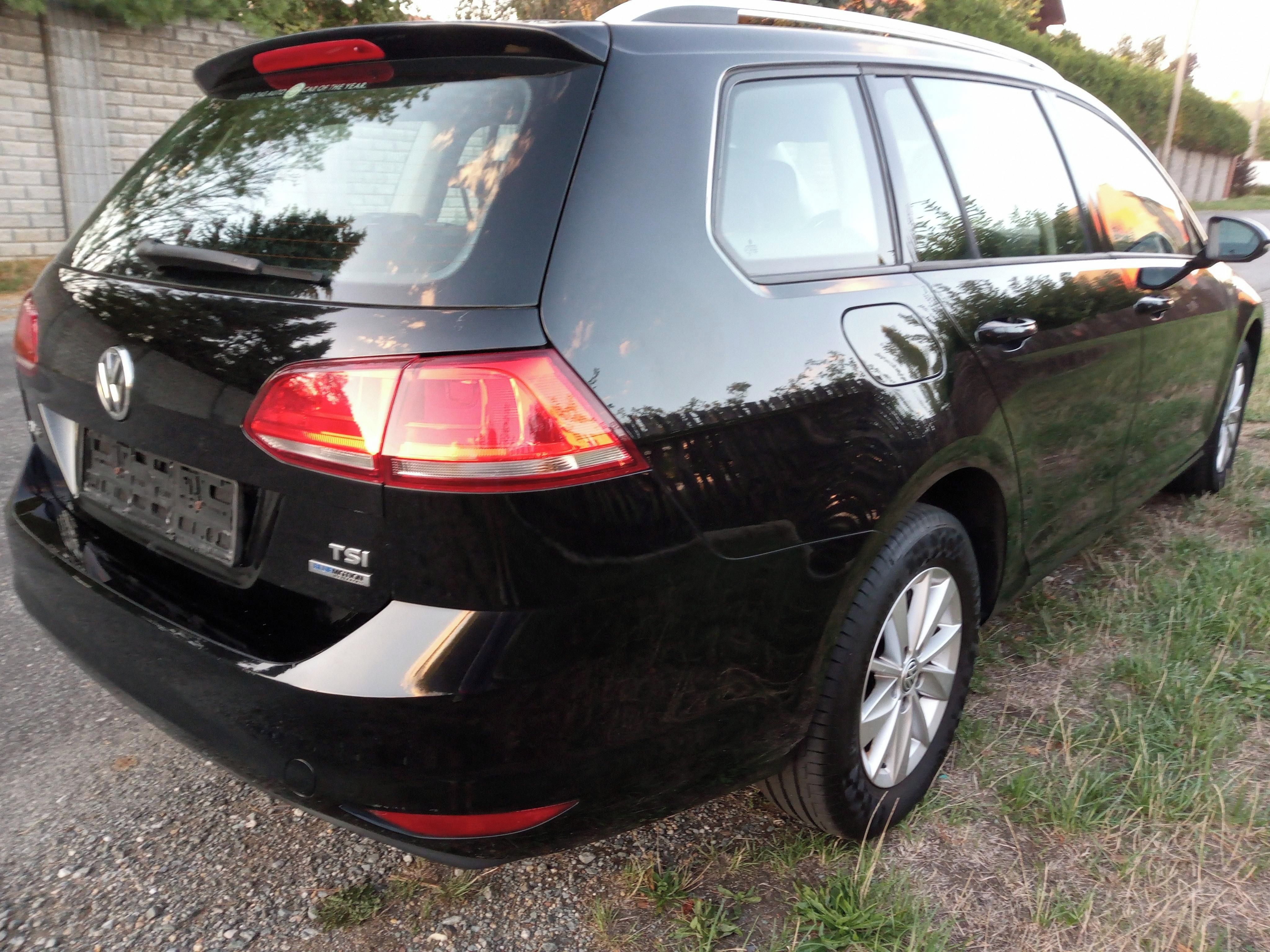 Volkswagen Golf, 1,2 TSI 77kw Nová STK! - fotka 6