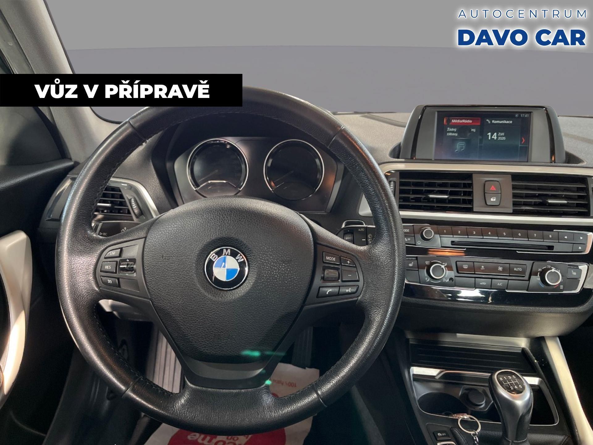 BMW Řada 1, 1,5 118i Advantage 1.Maj. - fotka 5
