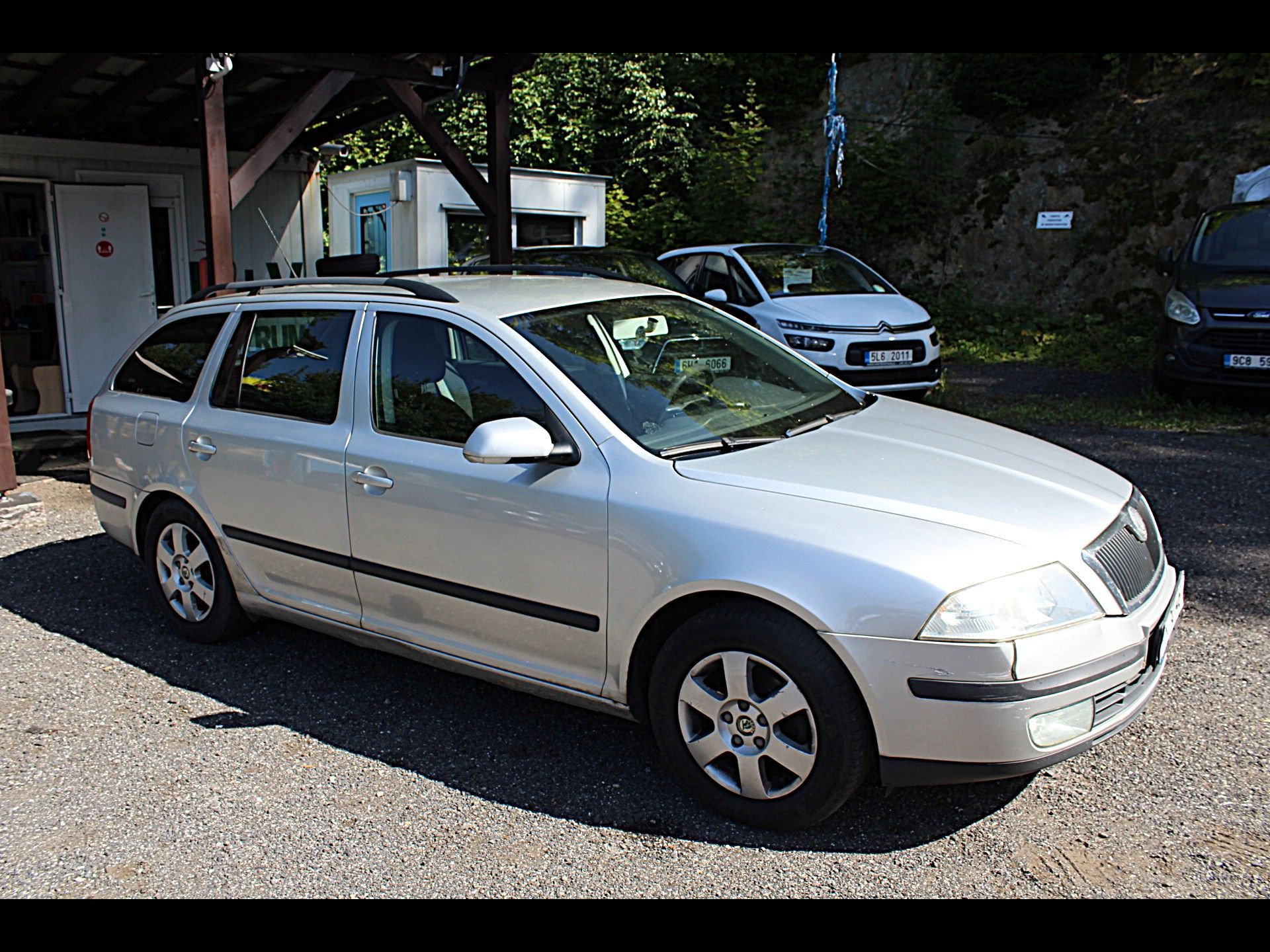 Škoda Octavia, Kombi II. 1.9 TDi - fotka 4