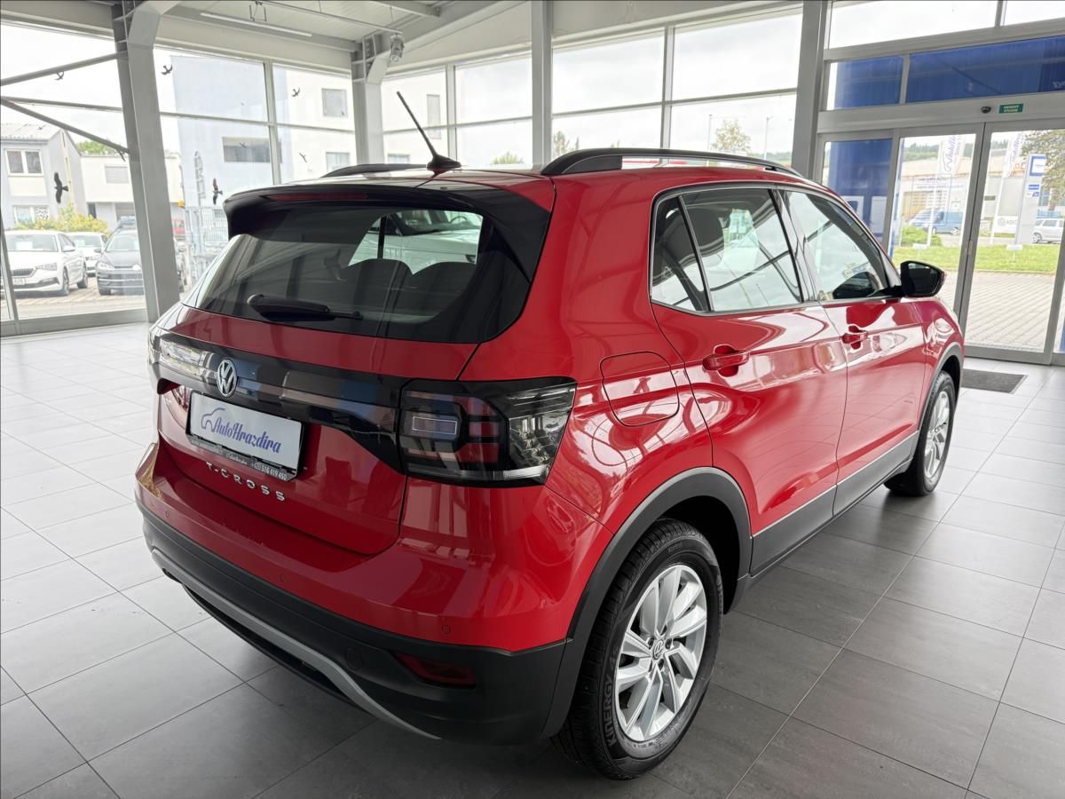 Volkswagen T-Cross, 1,0   TSI 70kW,LIFE,SERVISKA - fotka 6
