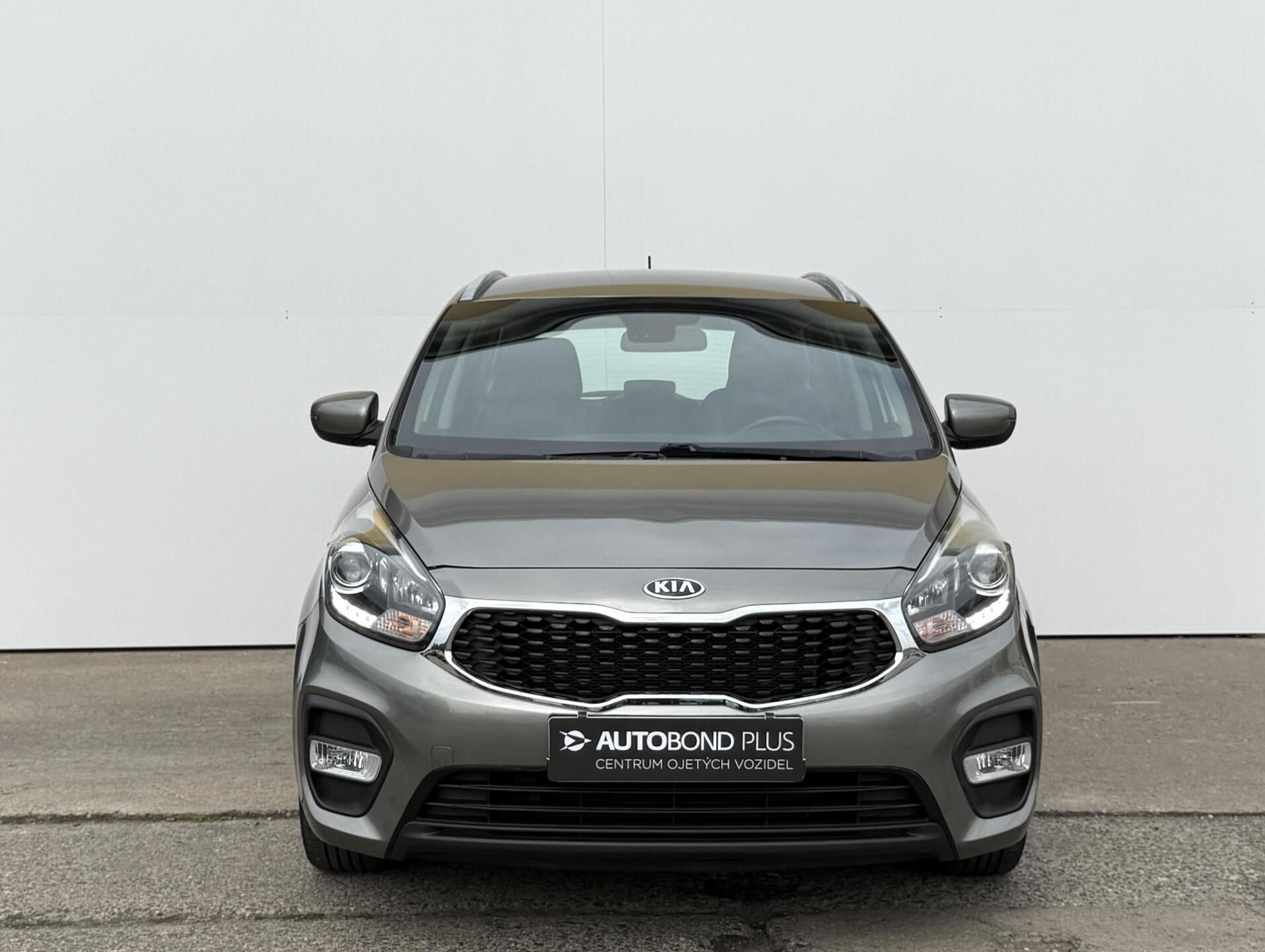 Kia Carens, 1.6 GDI 99kW Comfort - fotka 4