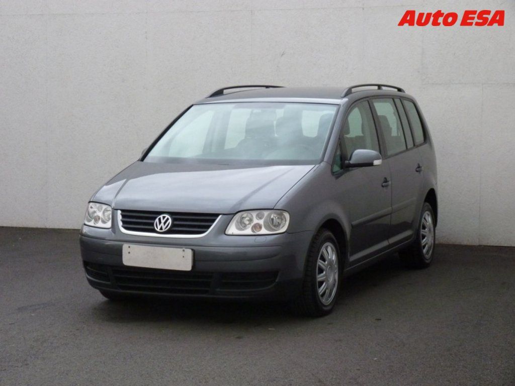 Volkswagen Touran, 1.6FSI DSG - fotka 3