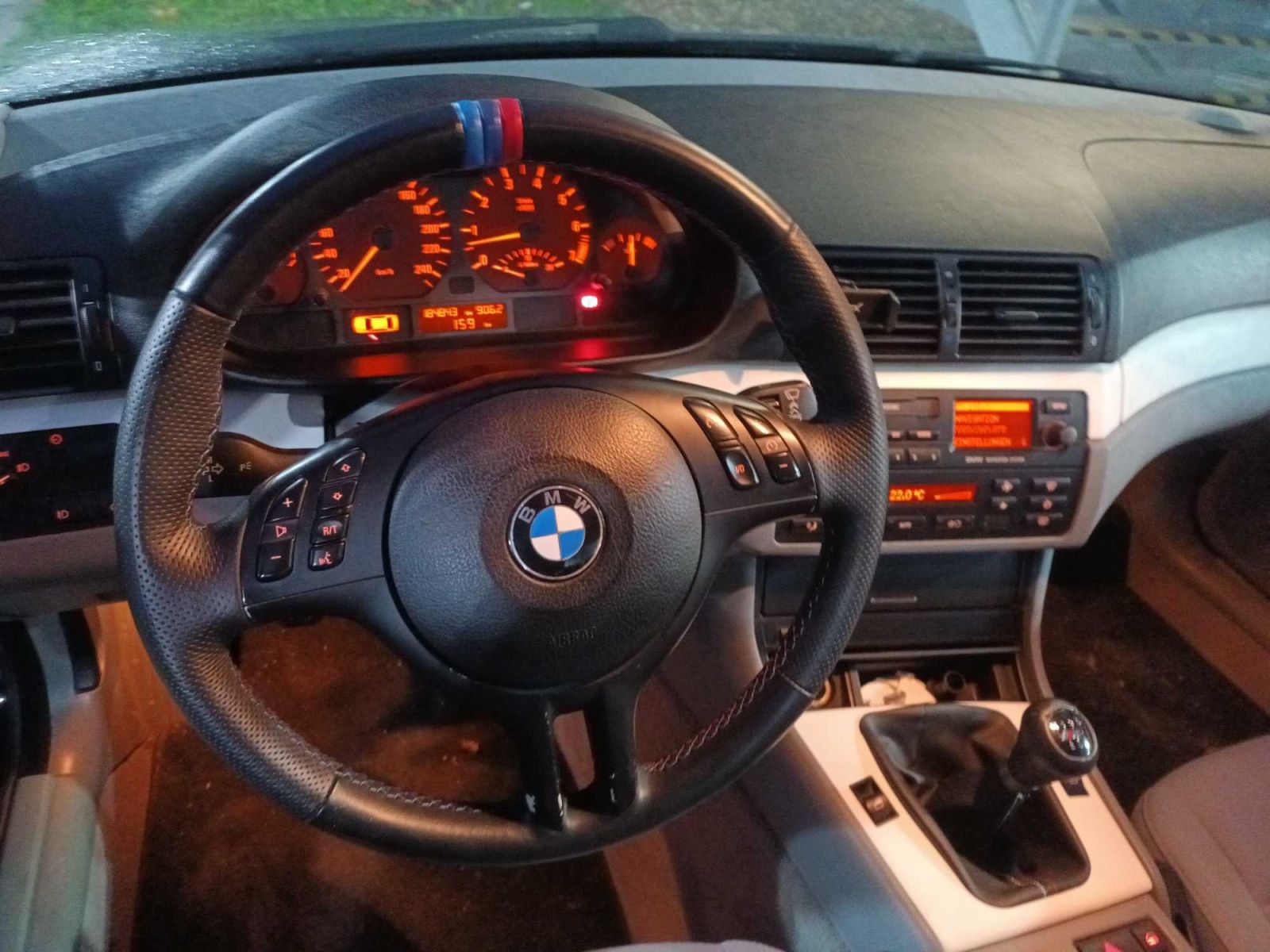 BMW Řada 3, 325 i, Xenony, slušný stav - fotka 3