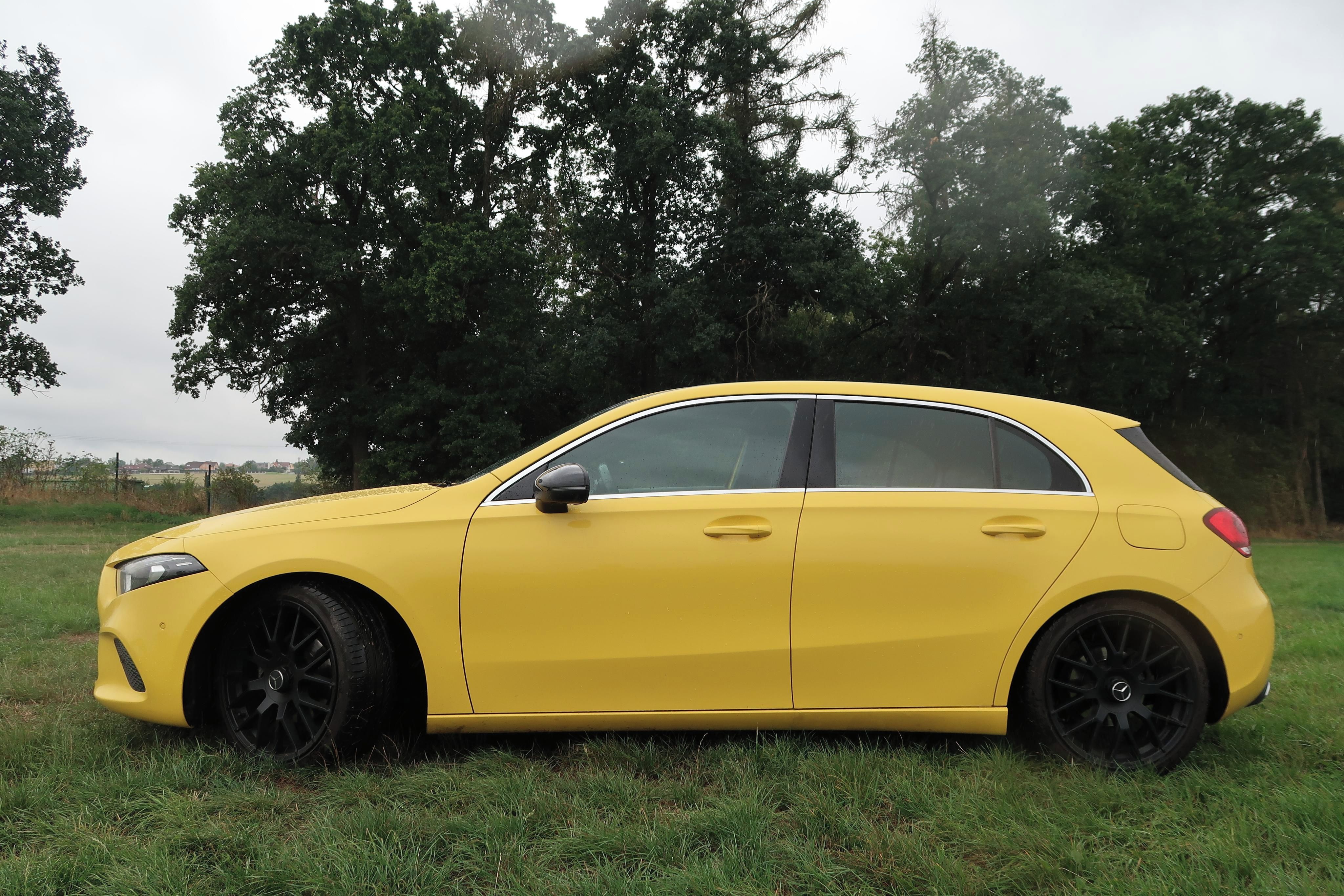 Mercedes-Benz Třídy A, Mercedes A180D - fotka 3
