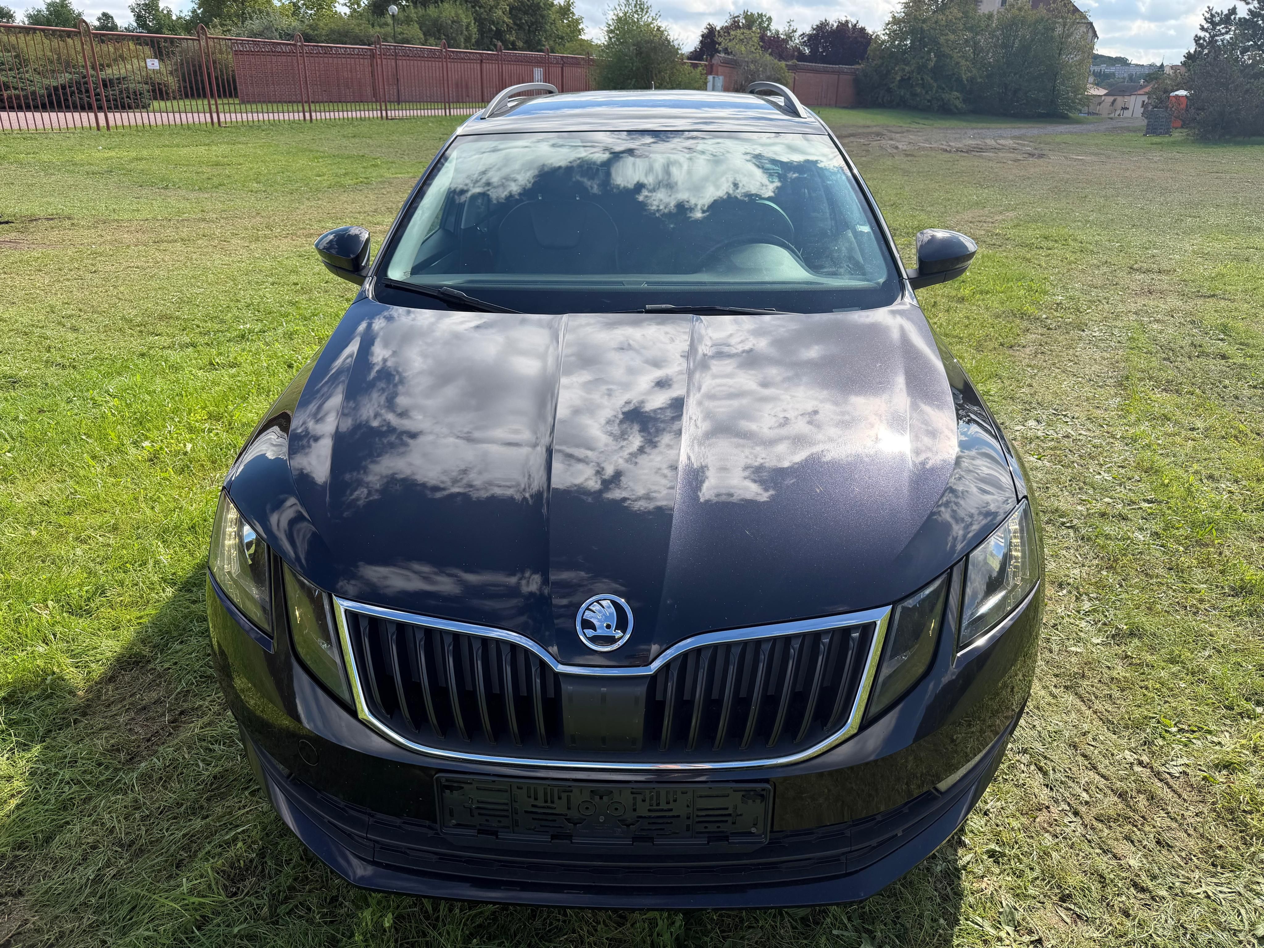 Škoda Octavia, 1.0 TSI - fotka 2