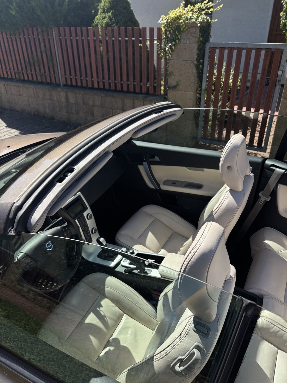 Volvo C70, Volvo C70 D4 Cabrio/144kW - fotka 2