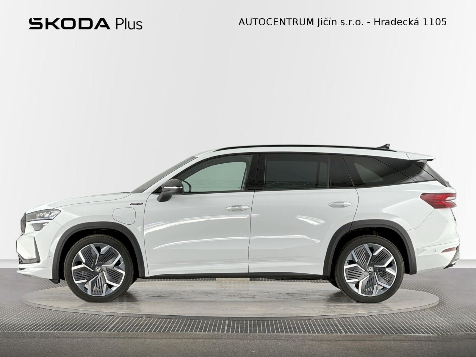 Škoda Kodiaq, iV DSG 1.5TSI 150kW SportLine - fotka 3