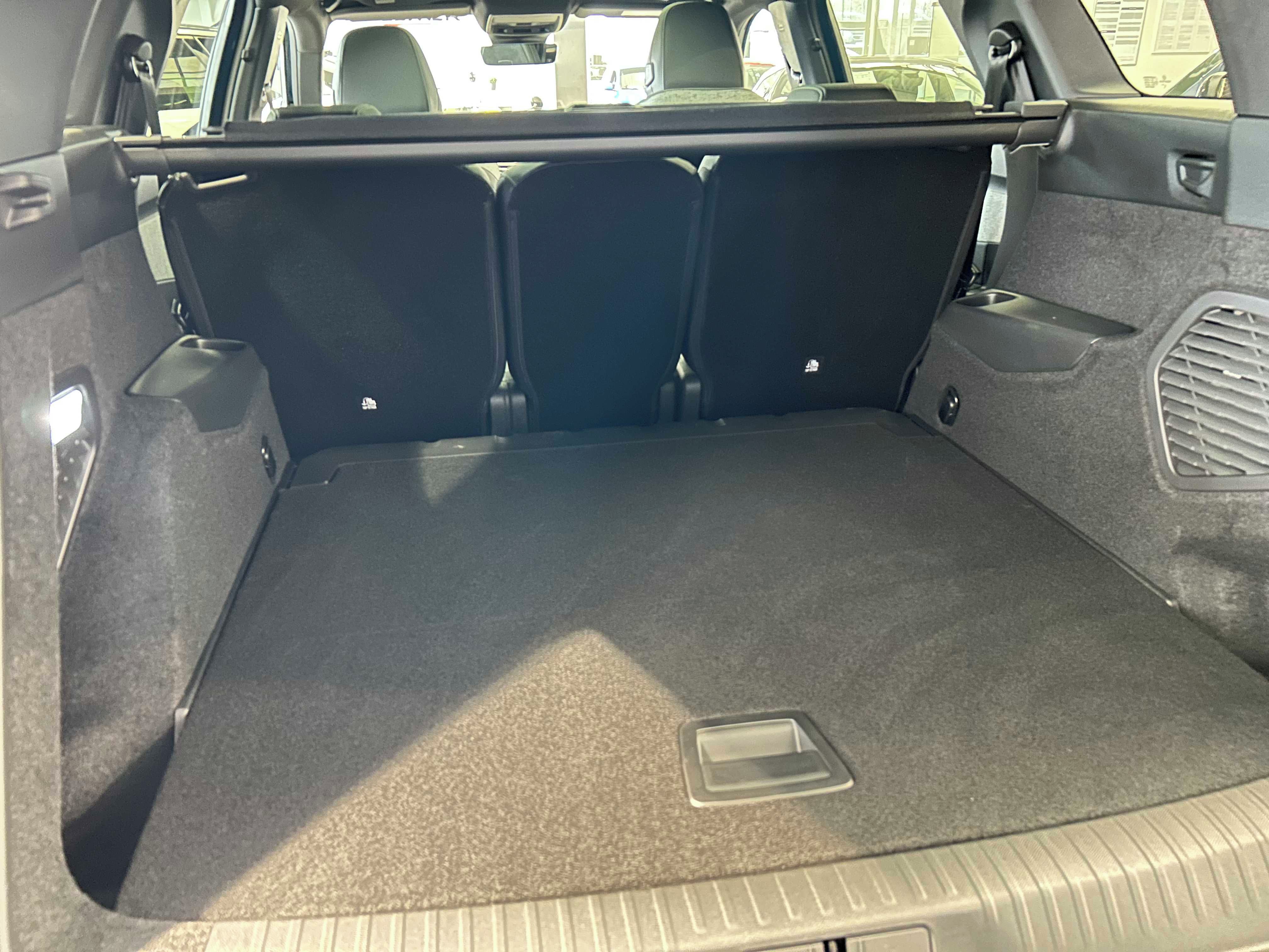 Peugeot 5008, GT 1.2 Hybrid 145 e-DCS6 - fotka 6