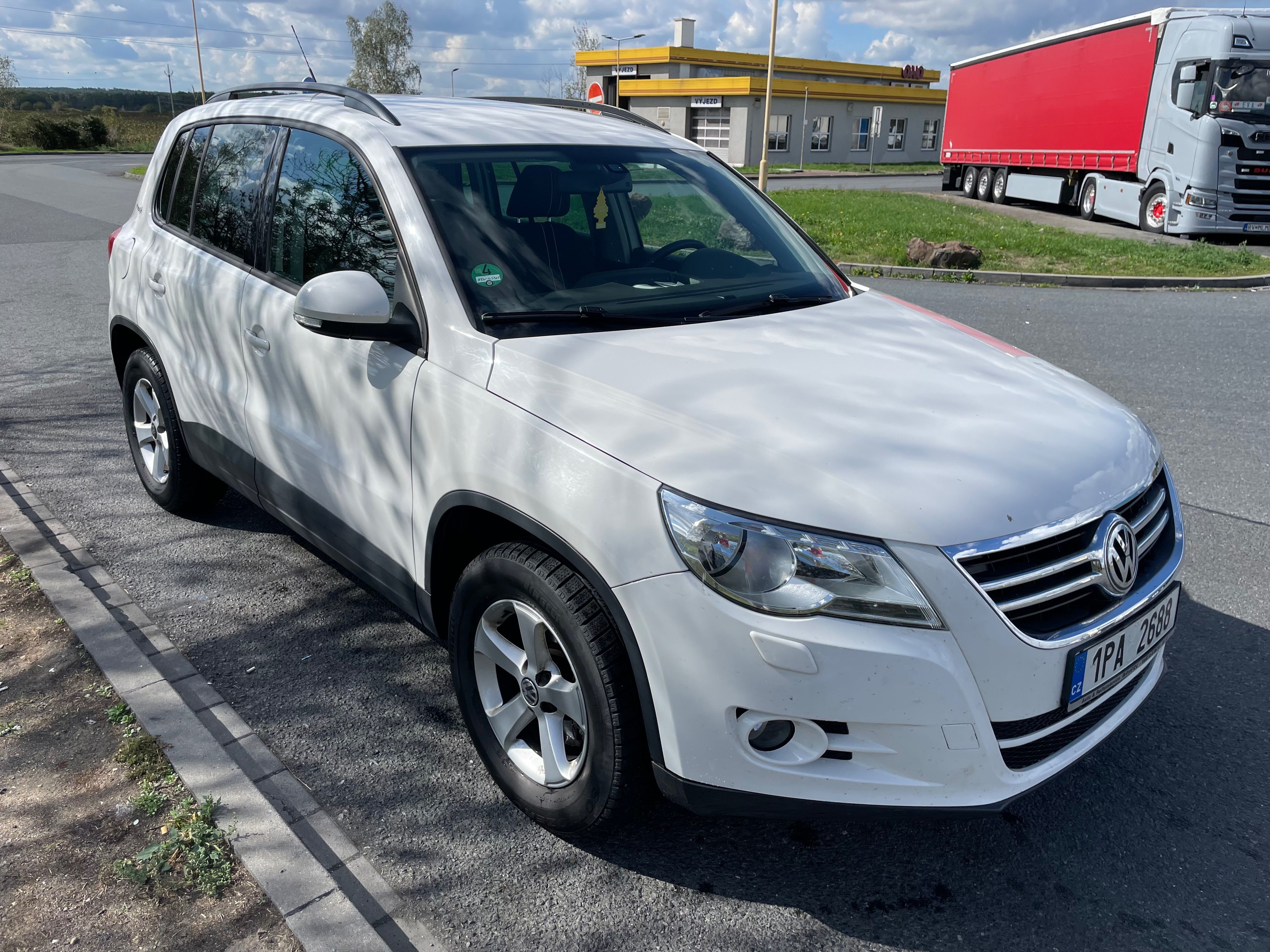 Volkswagen Tiguan, 2,0 TDi 103 kw - fotka 3
