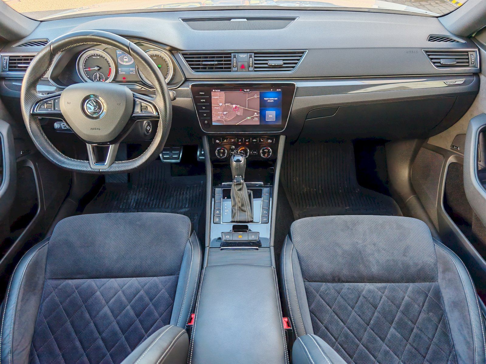 Škoda Superb, 2.0TDi 110kW  DSG SPORTLINE - fotka 5