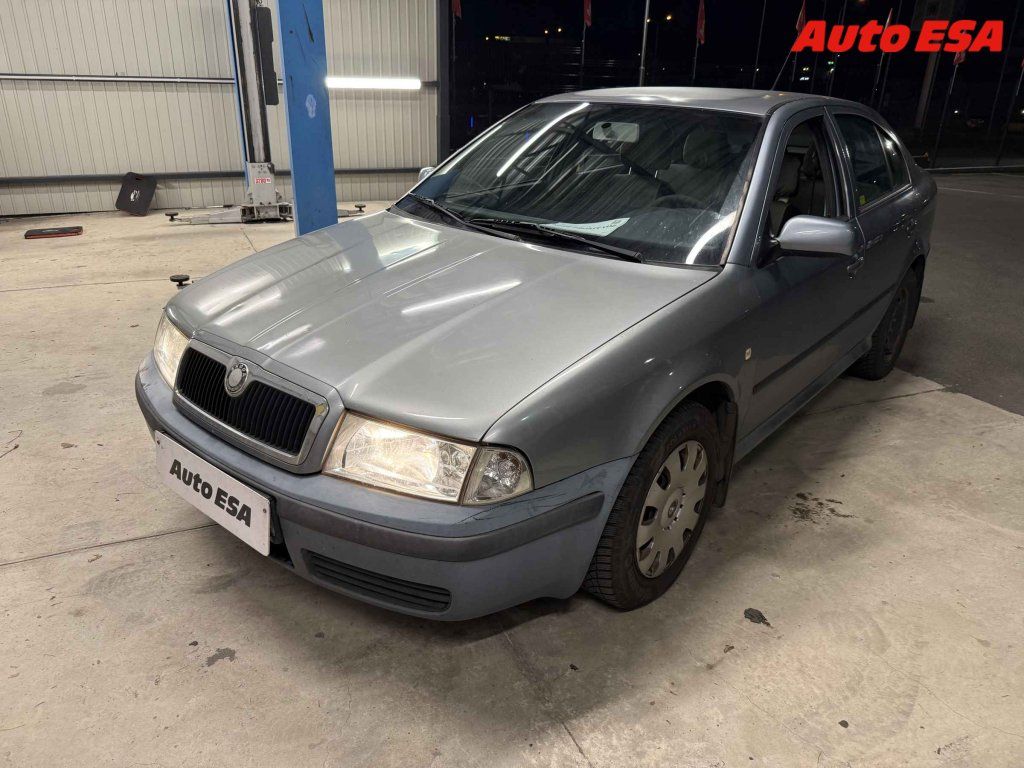 Škoda Octavia, 1.6 i