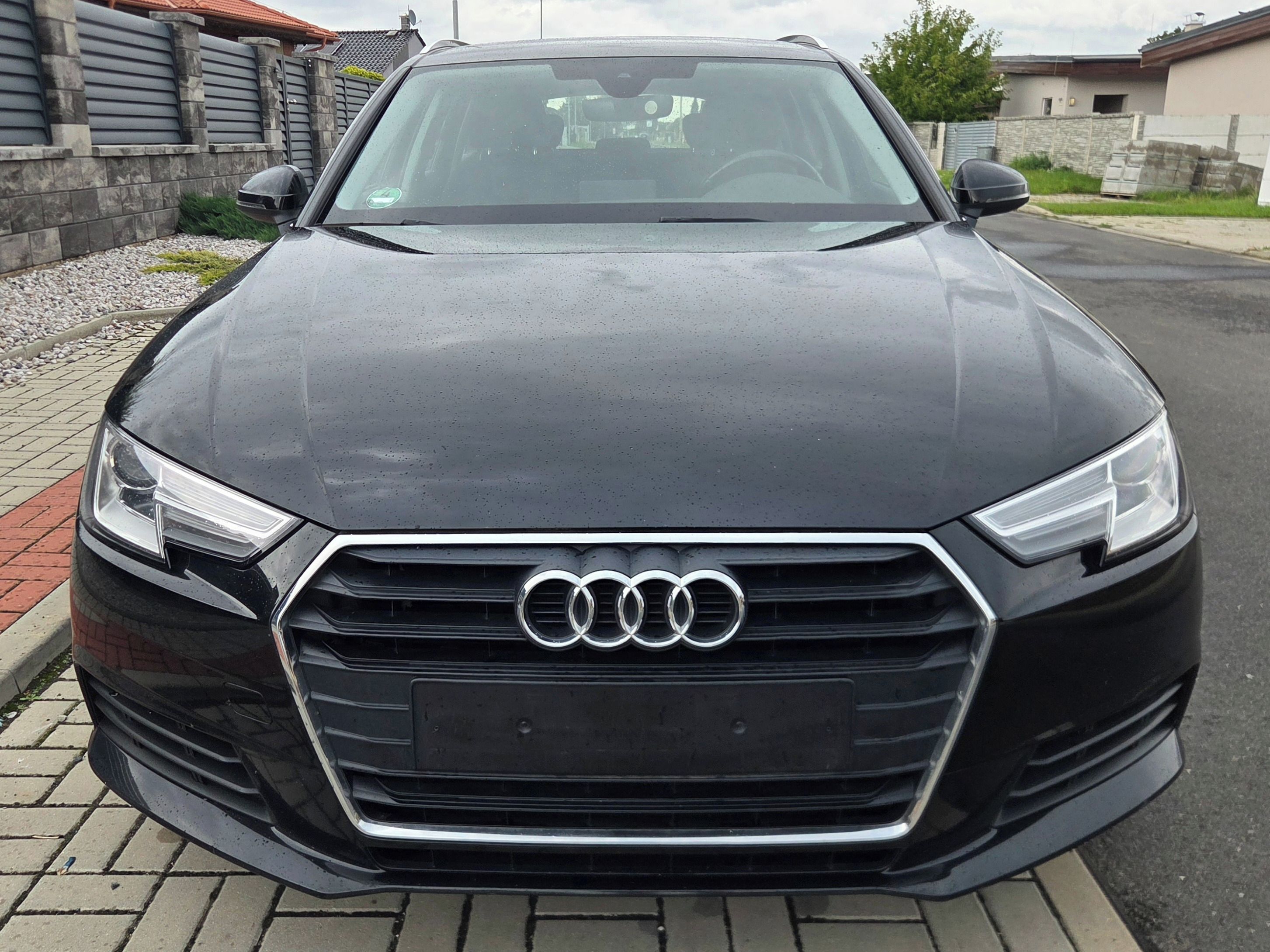 Audi A4, Pravidelný servis Audi - fotka 2