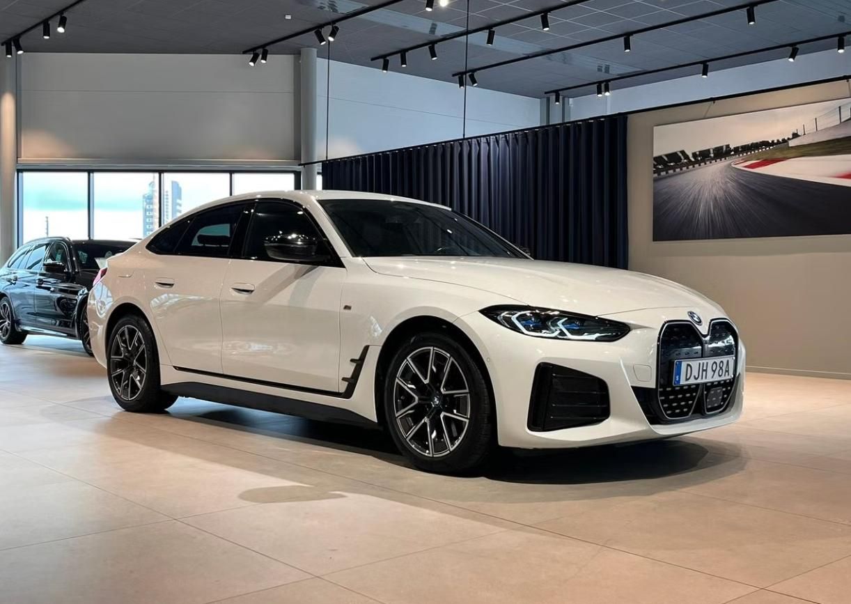 BMW i4, M50 xDrive GC 360k HuD Laser - fotka 3