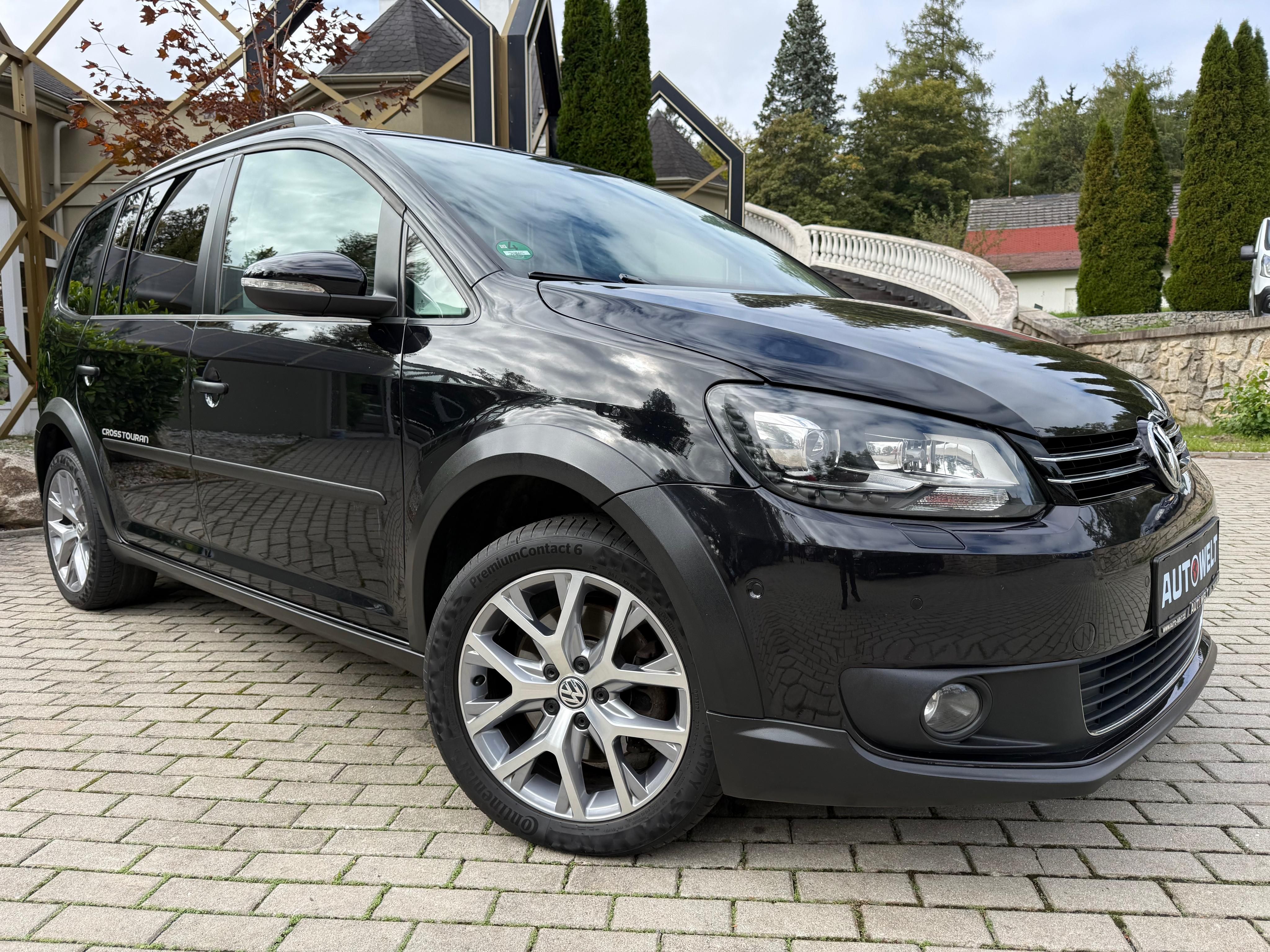 Volkswagen Touran, CROSS 2.0 TDi /7MÍST/PANORAMA/ - fotka 3