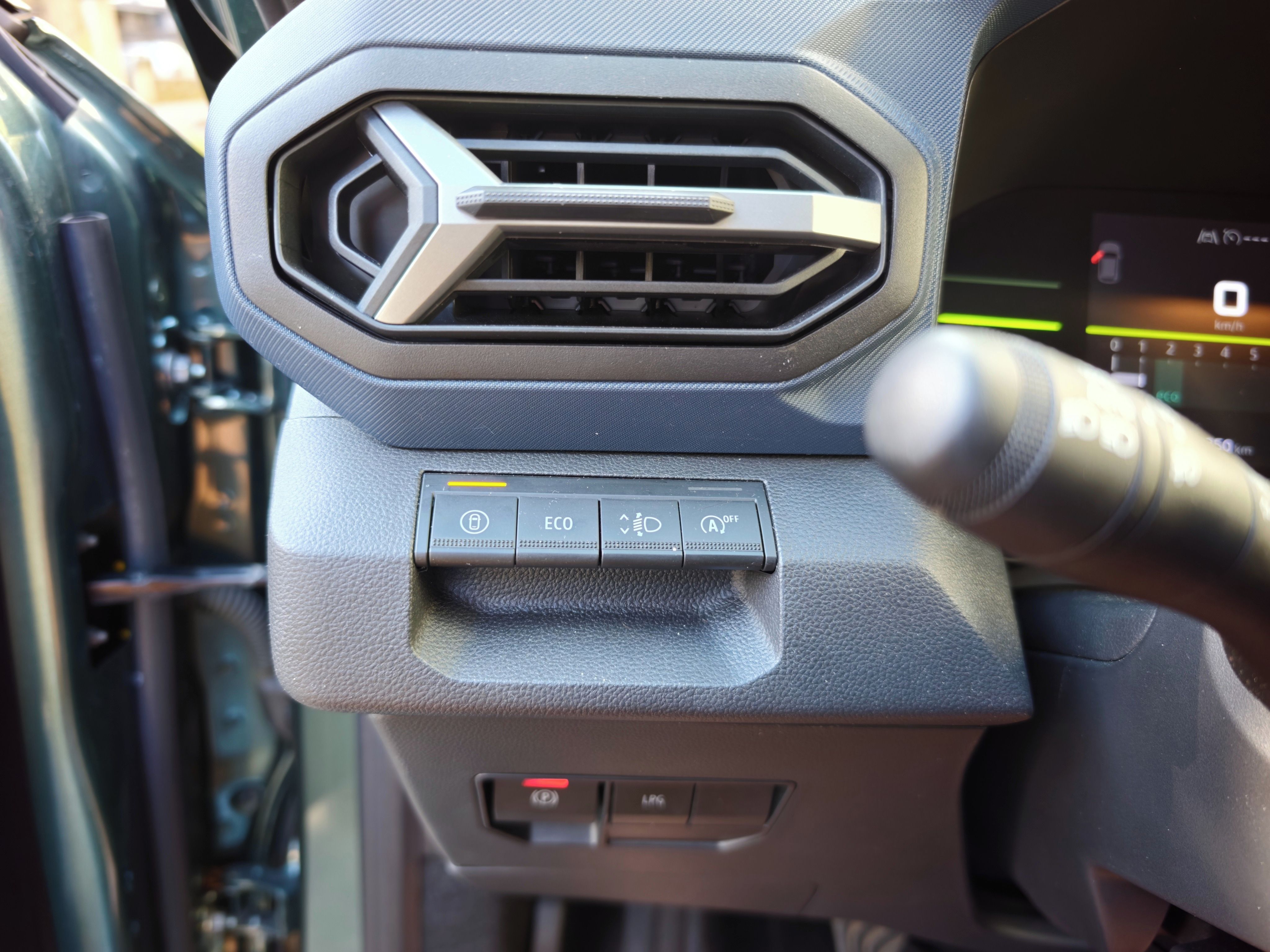Dacia Duster, 1.0 eco g LPG - fotka 6
