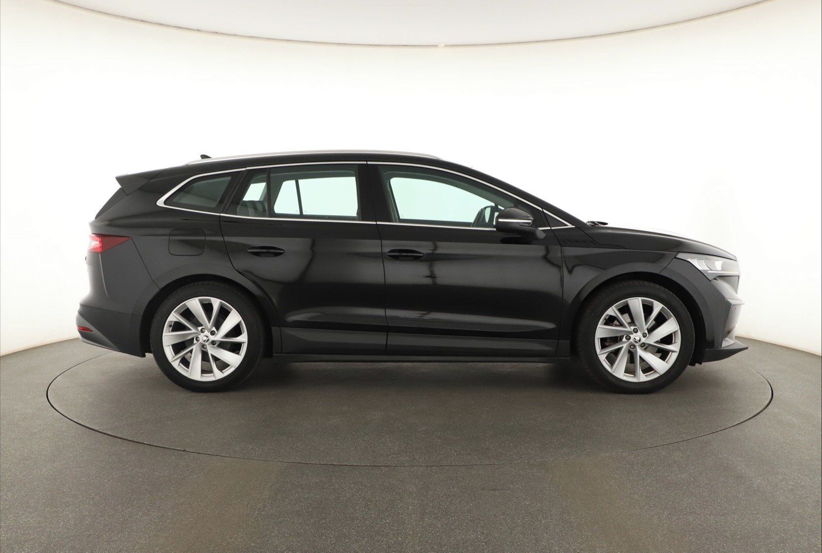 Škoda Enyaq, iV 80 (82 kWh), SoH 95% - fotka 6