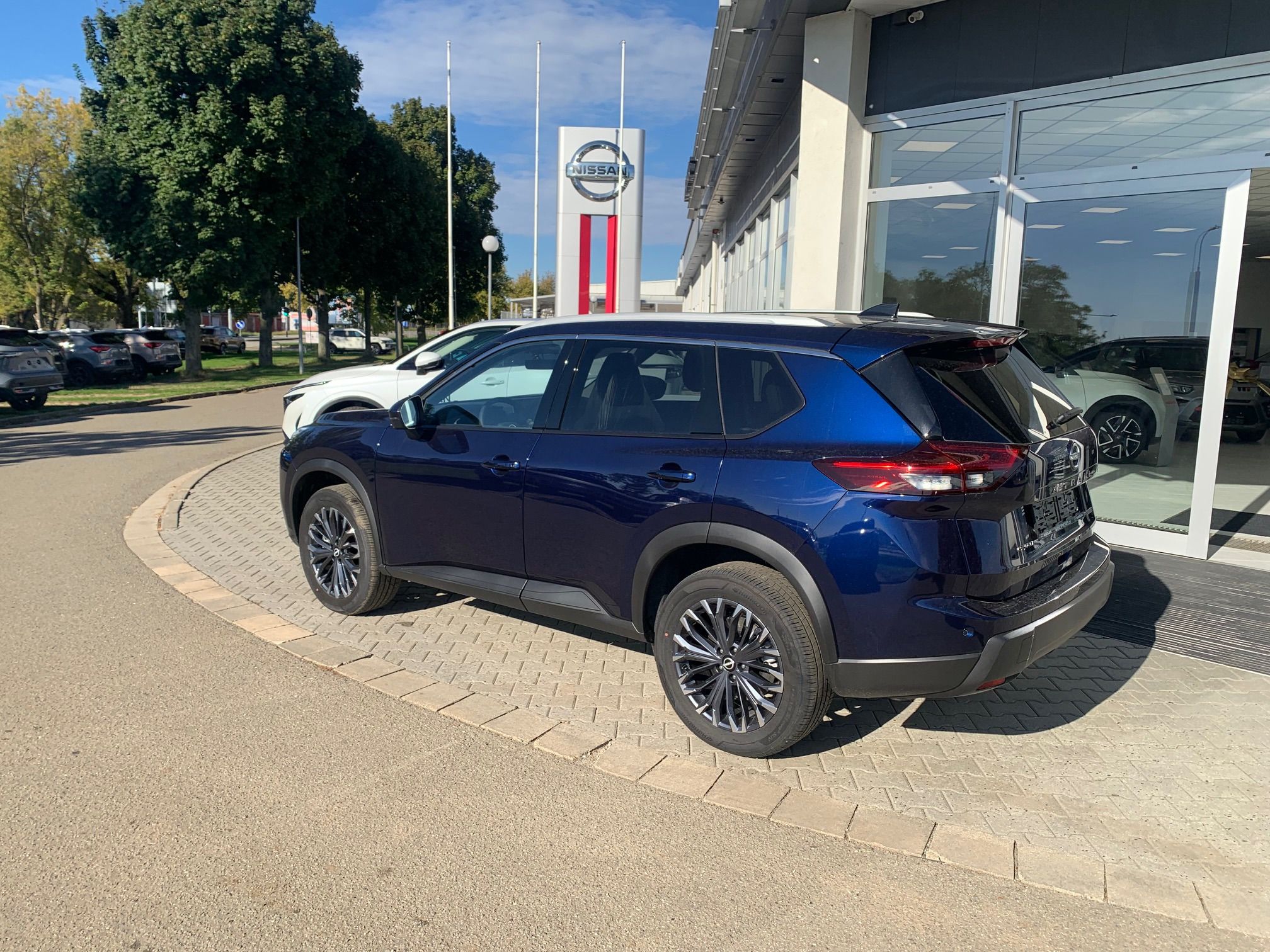 Nissan X-Trail, N-Connecta + Comfort Pack - fotka 6