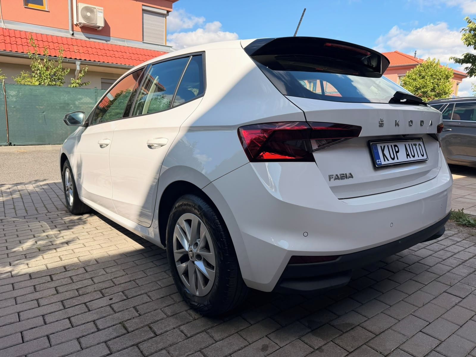 Škoda Fabia, ŠKODA FABIA IV 1.0 TSI 70 kW - fotka 3