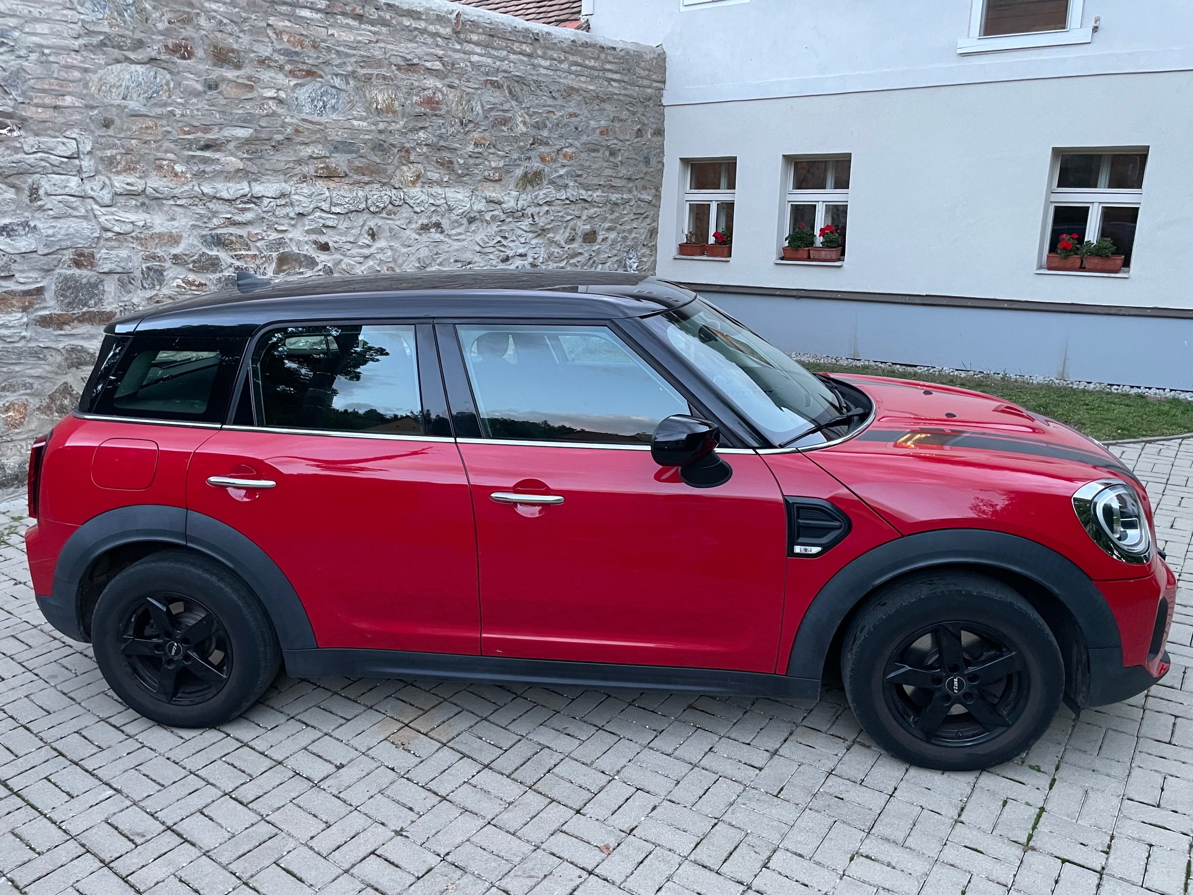 Mini Countryman, 1.5 100kW, Manuál, CarPlay - fotka 3