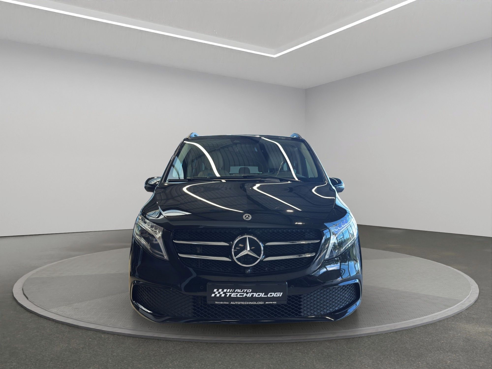 Mercedes-Benz Třídy V, 250d Avantgarde L - fotka 2
