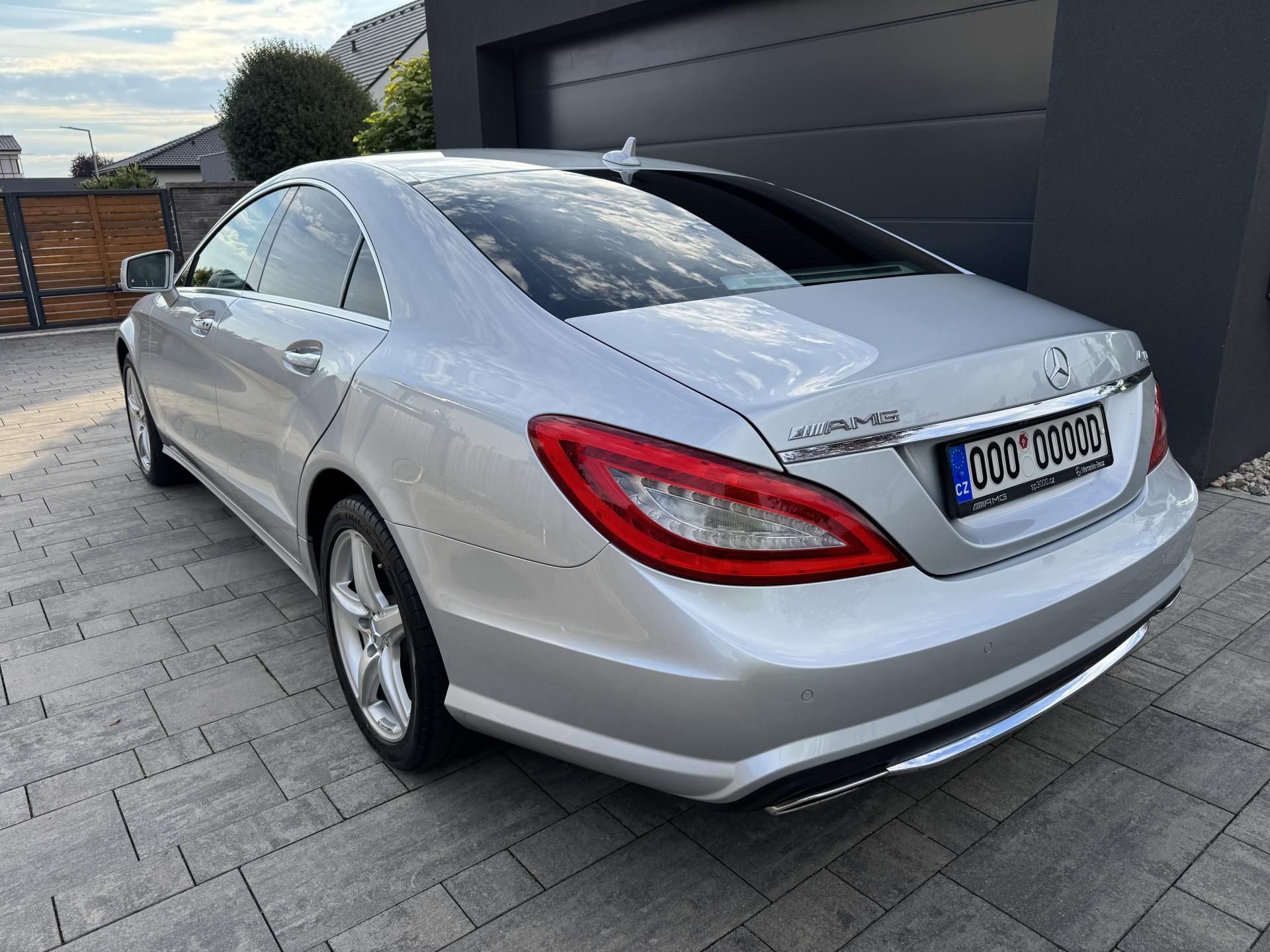 Mercedes-Benz CLS, 350 CDI, 4Matic, AMG - fotka 6