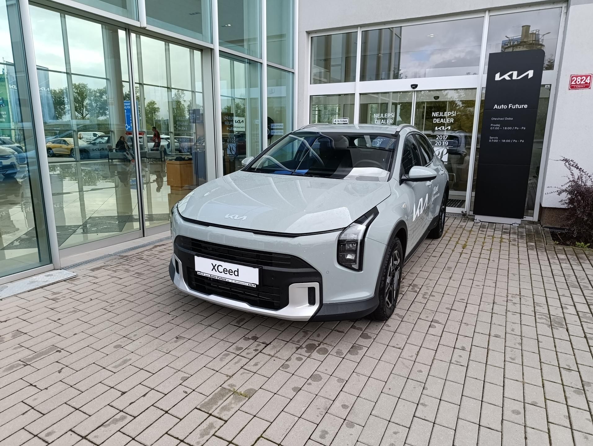 Kia XCee´d, 1,0 T-GDi SPIN - fotka 2