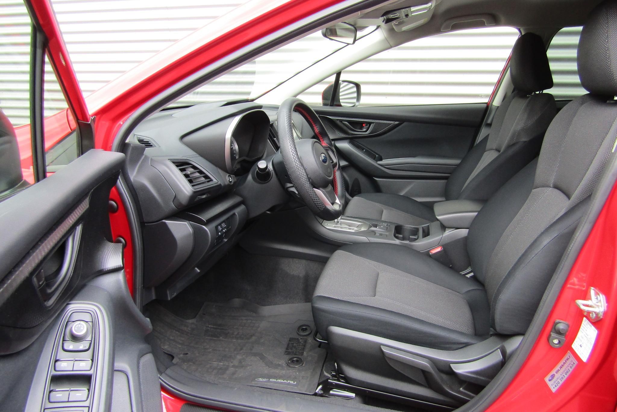 Subaru Impreza, 1,6i 84 kW  4x4 ČR plný servis - fotka 6