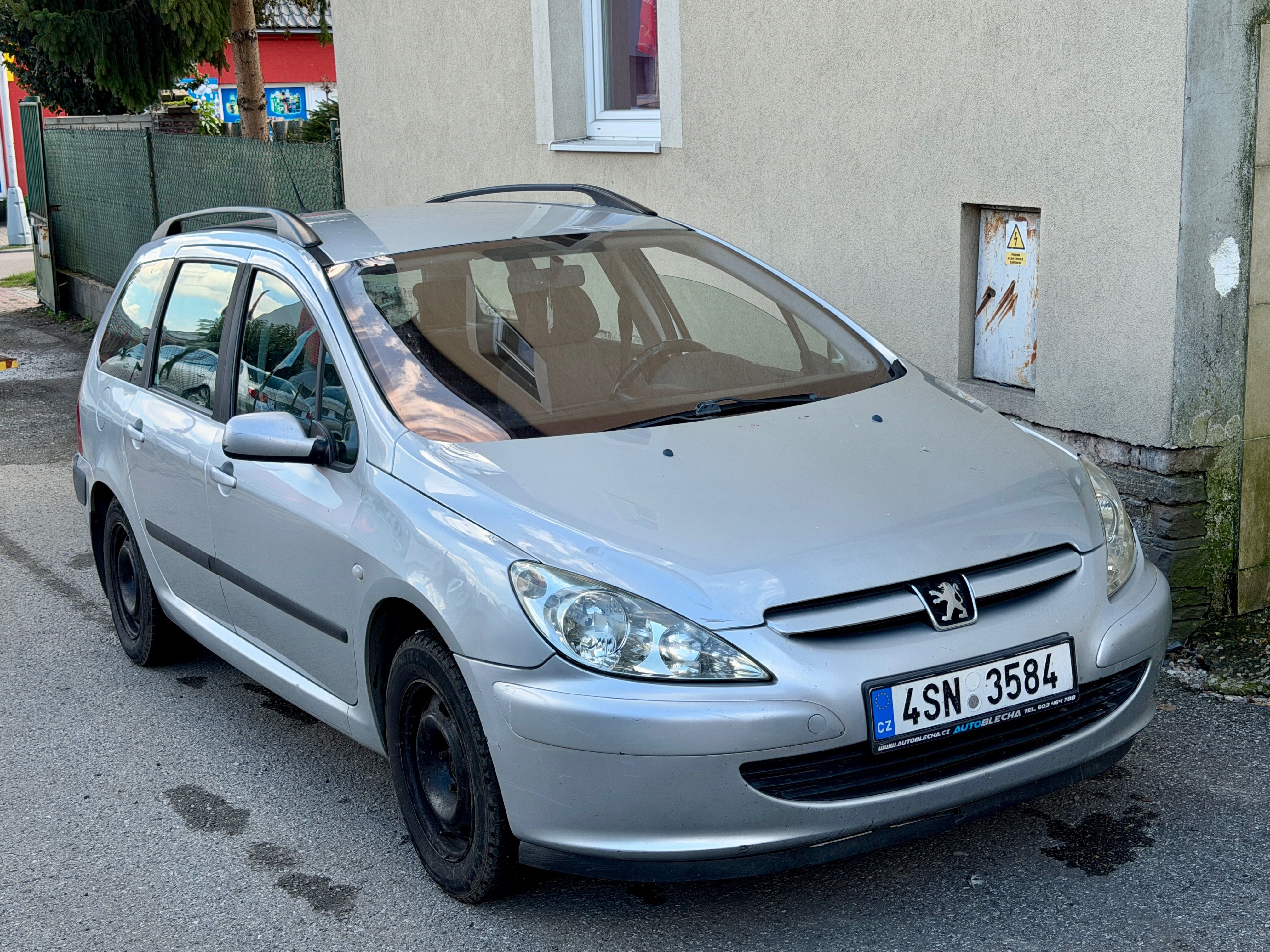 Peugeot 307, 2.0HDI,KLIMA,TAŽNÉ,STK 03/2028