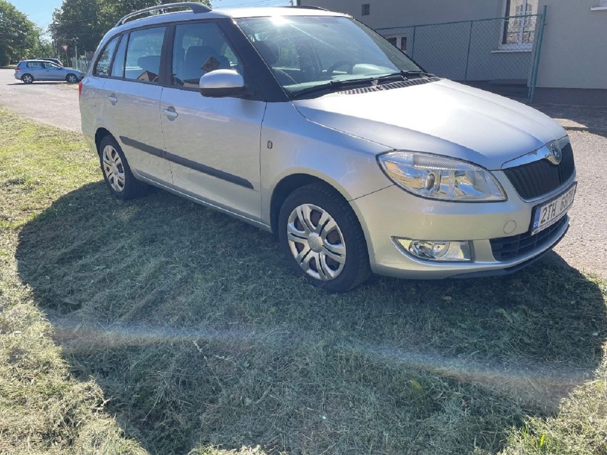 Škoda Fabia, Škoda Fabia II Combi 1.2 TSI - fotka 2