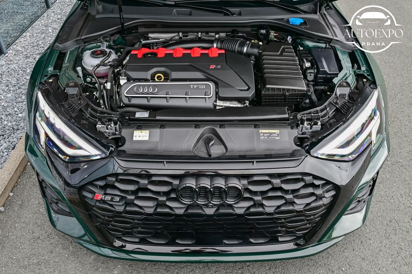 Audi RS3, Sportback 2.5 TFSI Keramik* - fotka 6
