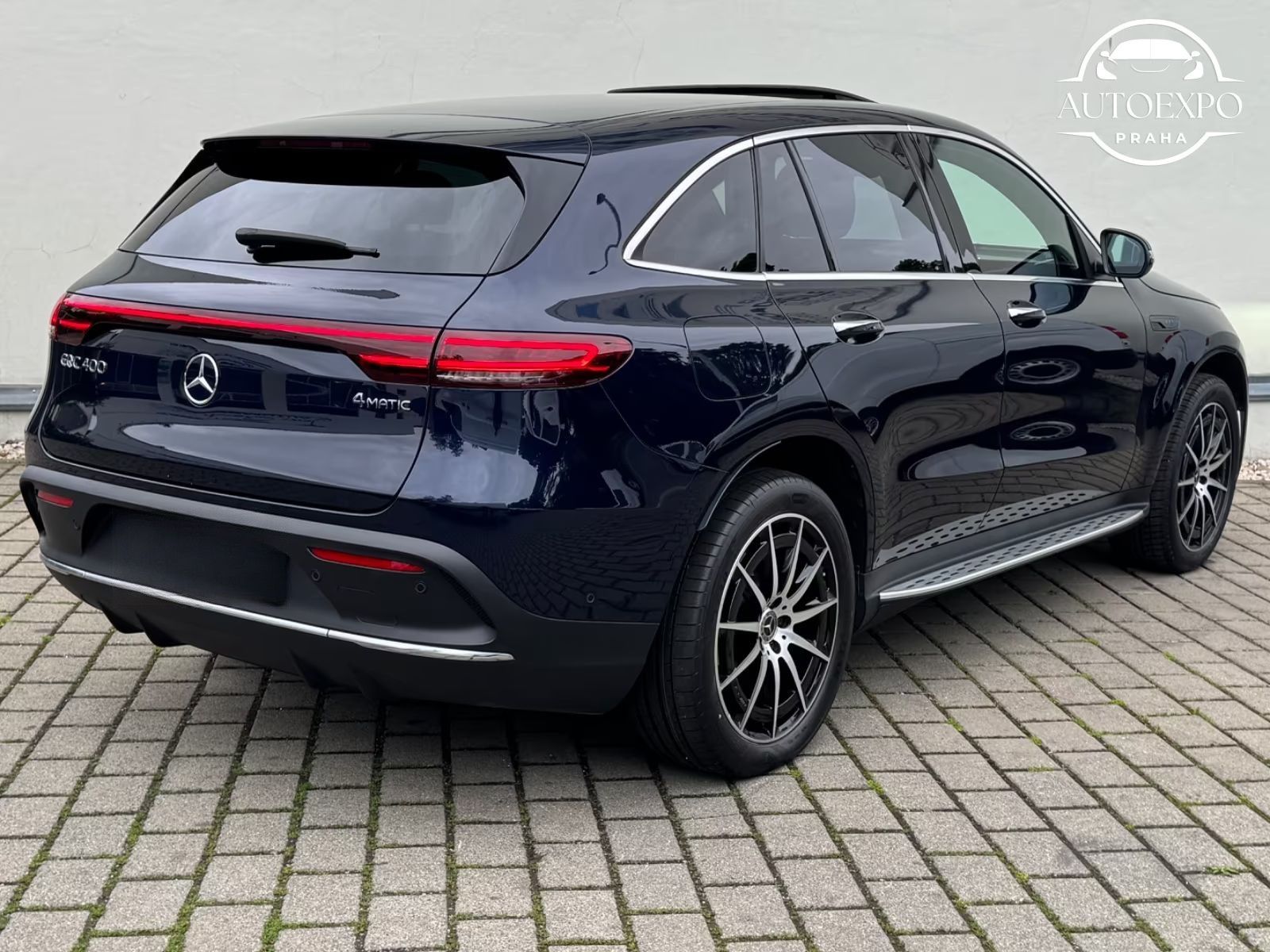 Mercedes-Benz EQC, 400 4MATIC "AMG"*Panorama - fotka 3