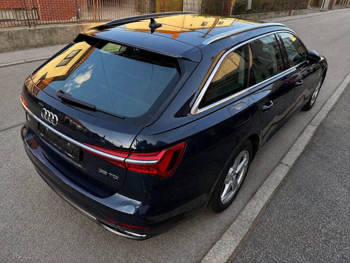 Audi A6 Avant - fotka 3
