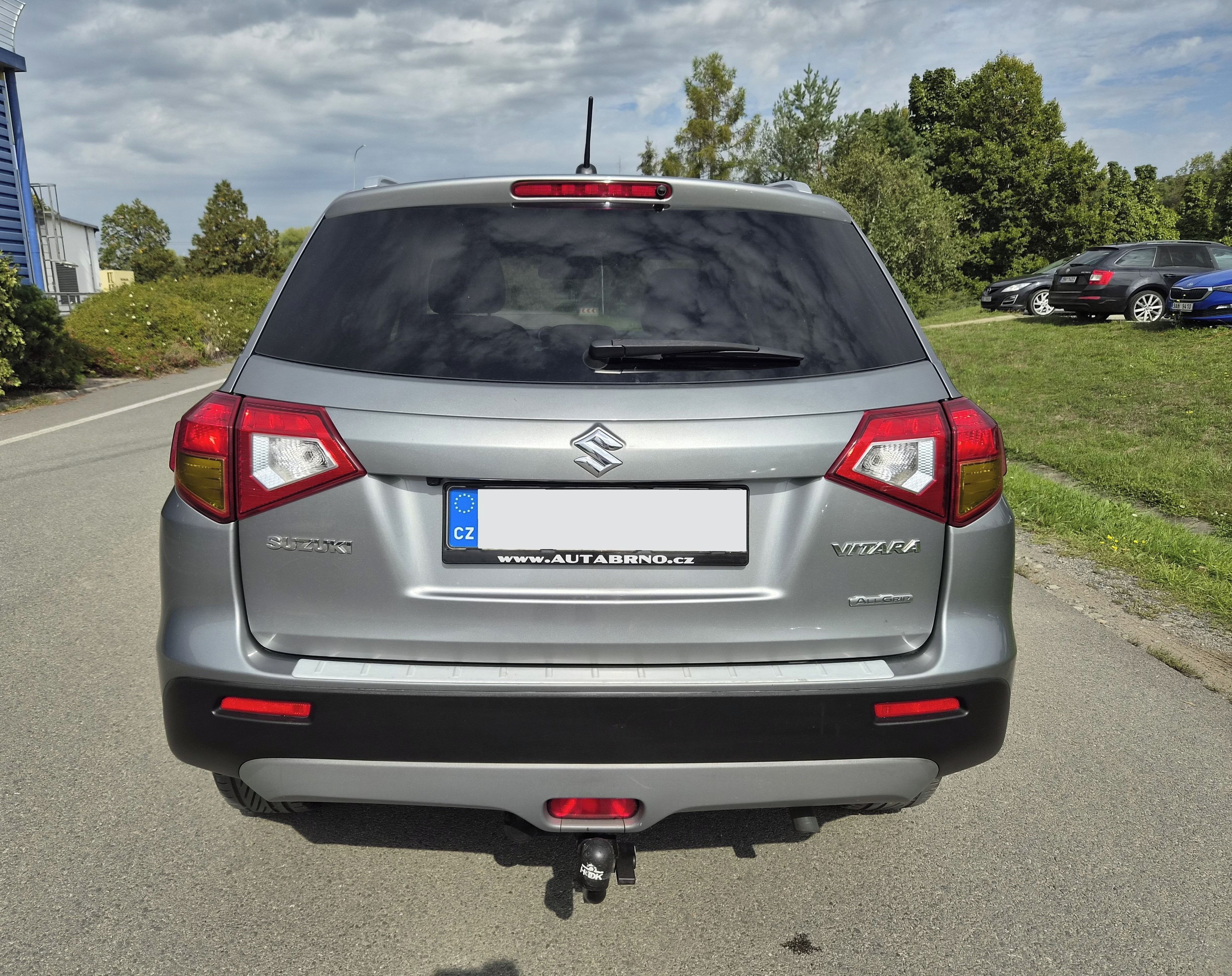 Suzuki Vitara, 1 MAJITEL ČR 4x4 TAŽNÉ 2xKOLA - fotka 6