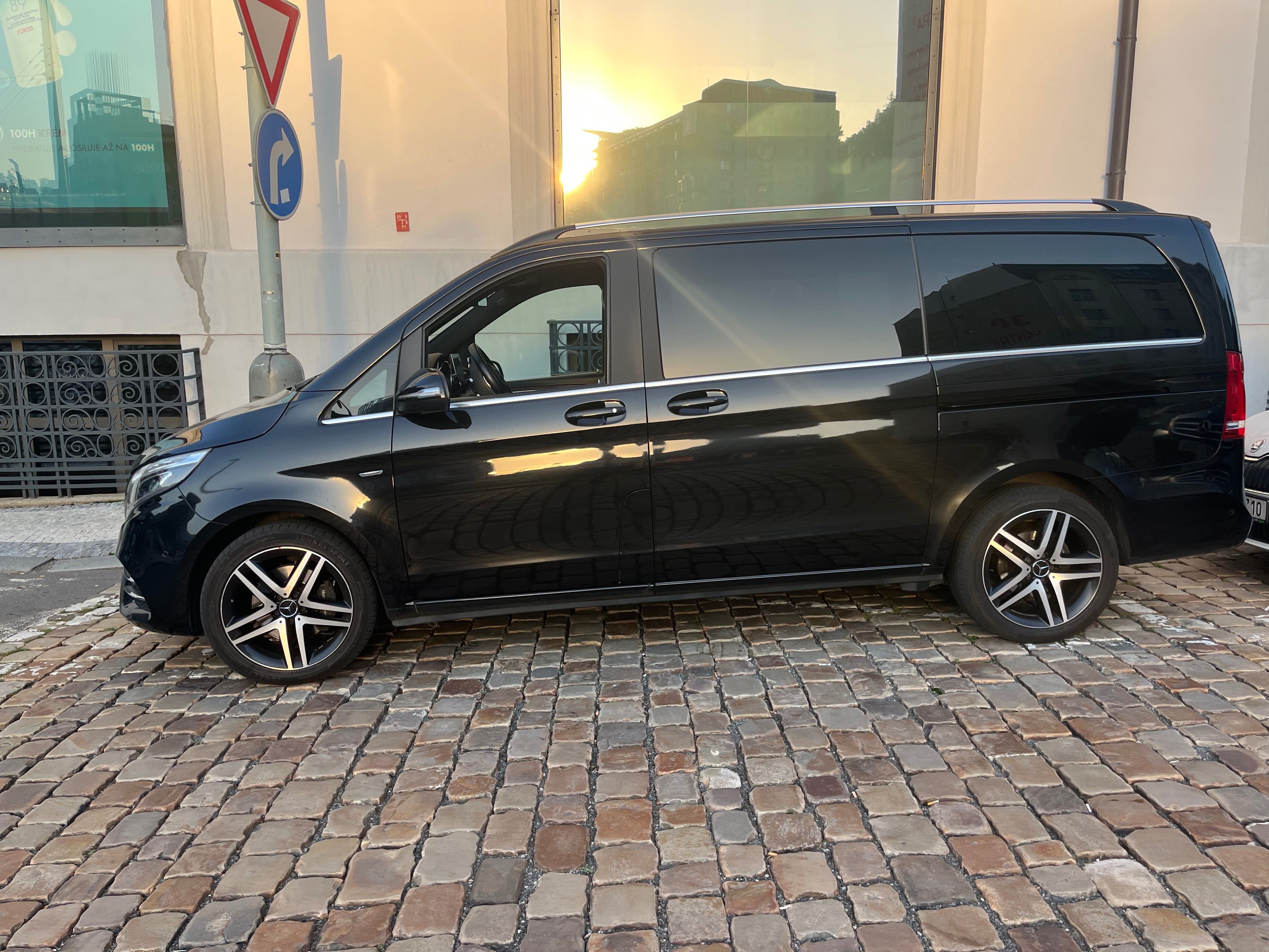 Mercedes-Benz Třídy V, 250D, 6+1, el.dvere,DPH - fotka 3