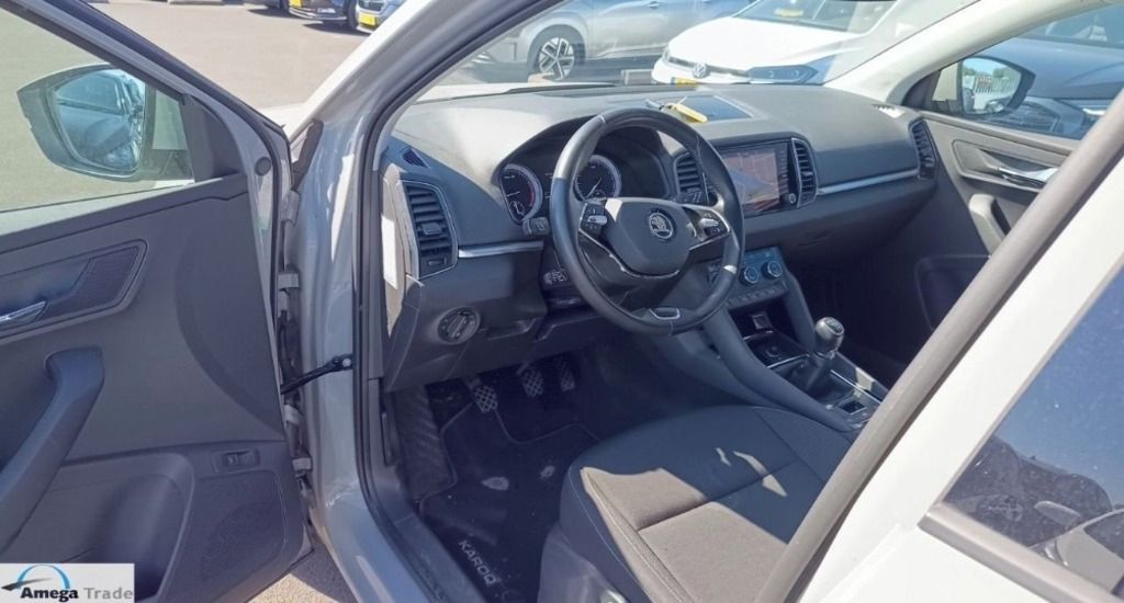 Škoda Karoq, Skoda Karoq 1.0 TSI Business - fotka 6