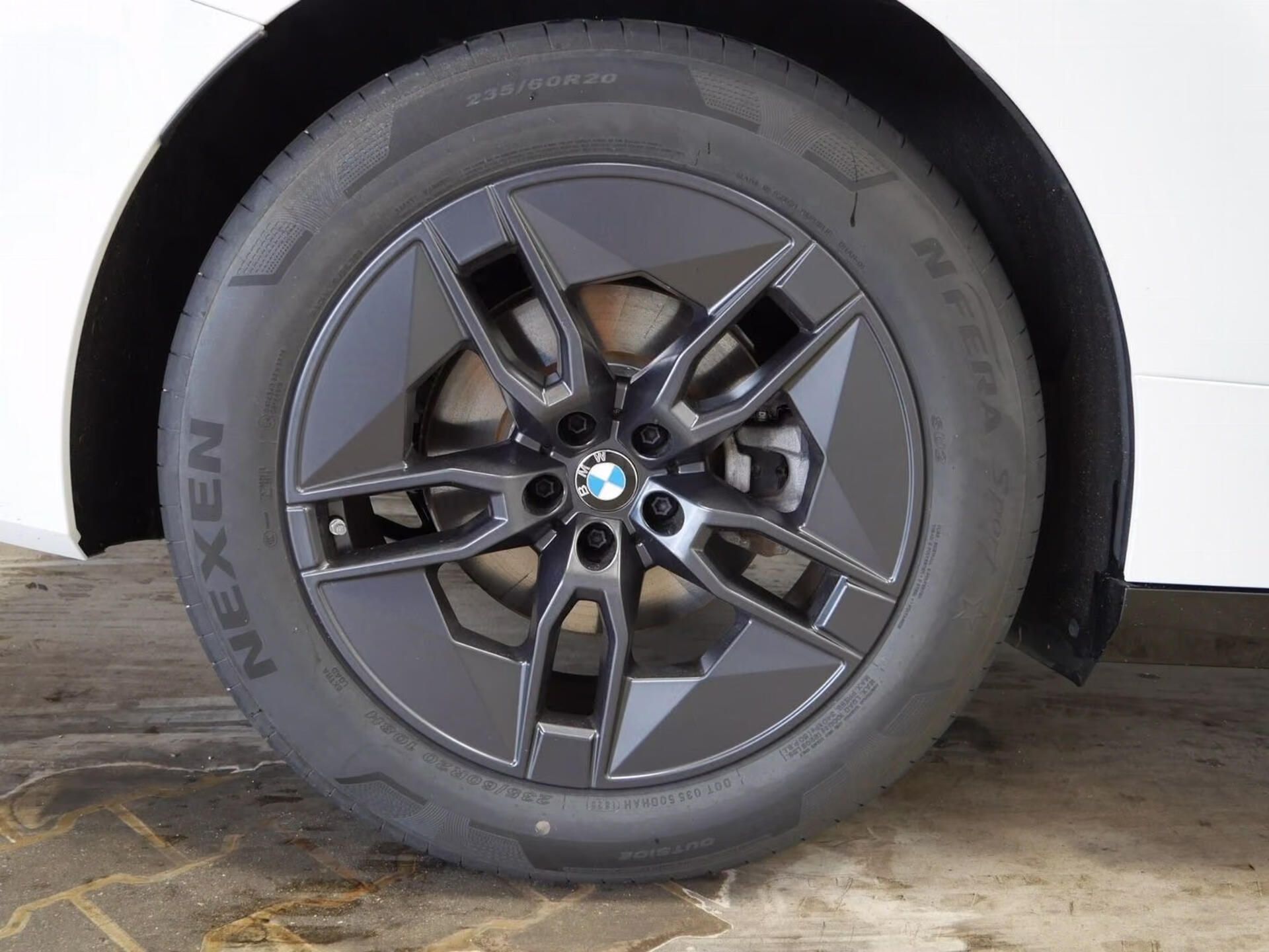 BMW iX, xDrive45 HuD DA+ Taž Venti - fotka 5
