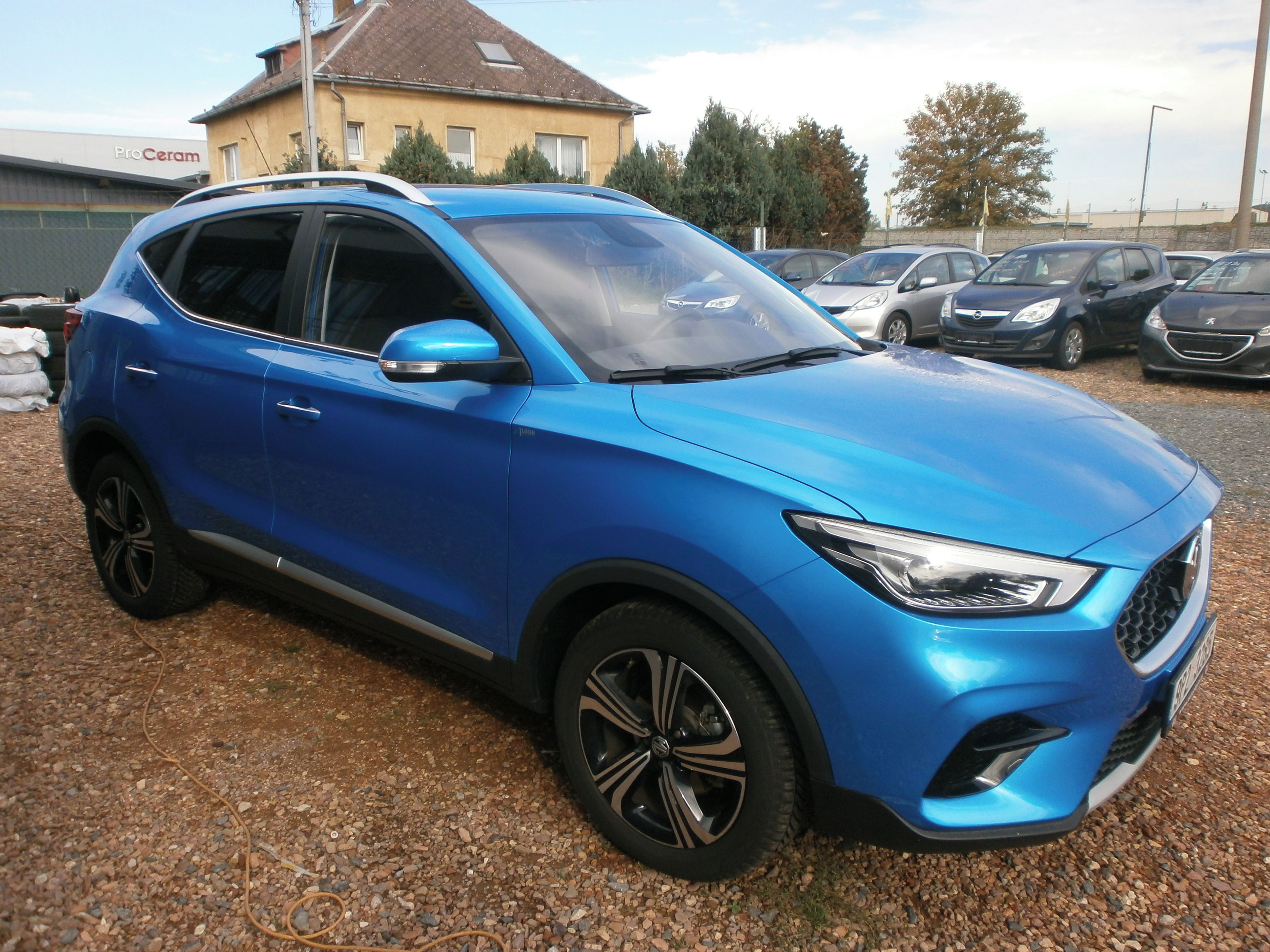 MG ZS, 1.5i-ČR,SERVIS.KNIHA,1.MAJITEL - fotka 4