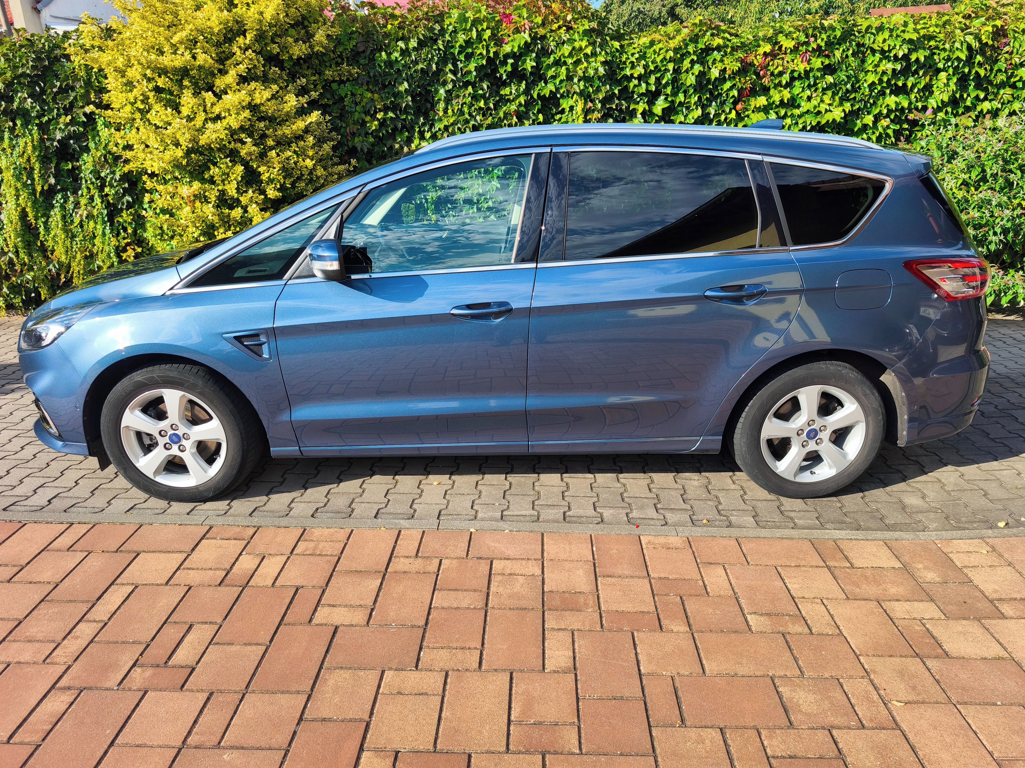 Ford S-MAX, 2,5 Hybrid 140kW v záruce - fotka 2