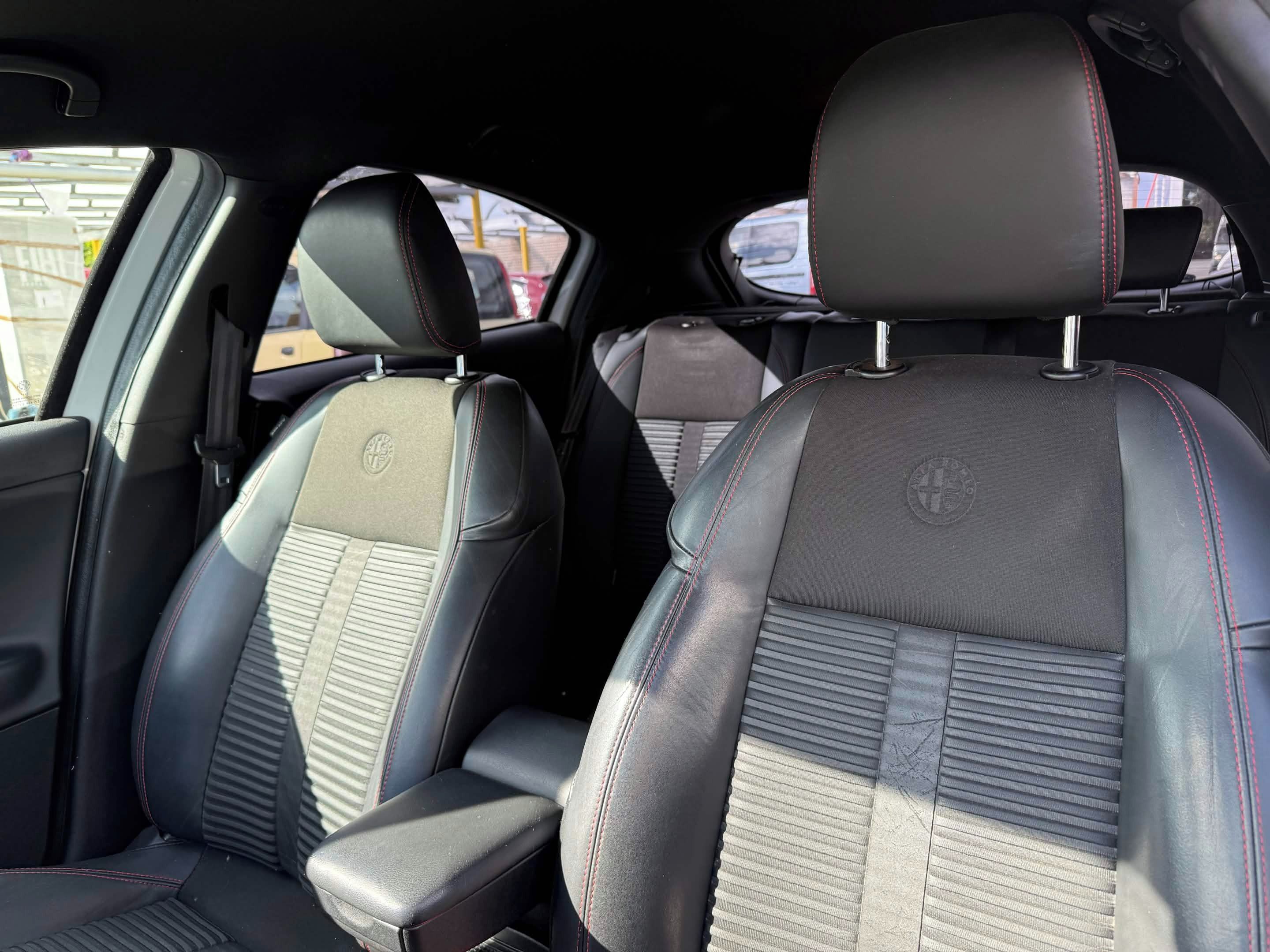 Alfa Romeo Giulietta, 1.4 TB Multiair - fotka 5
