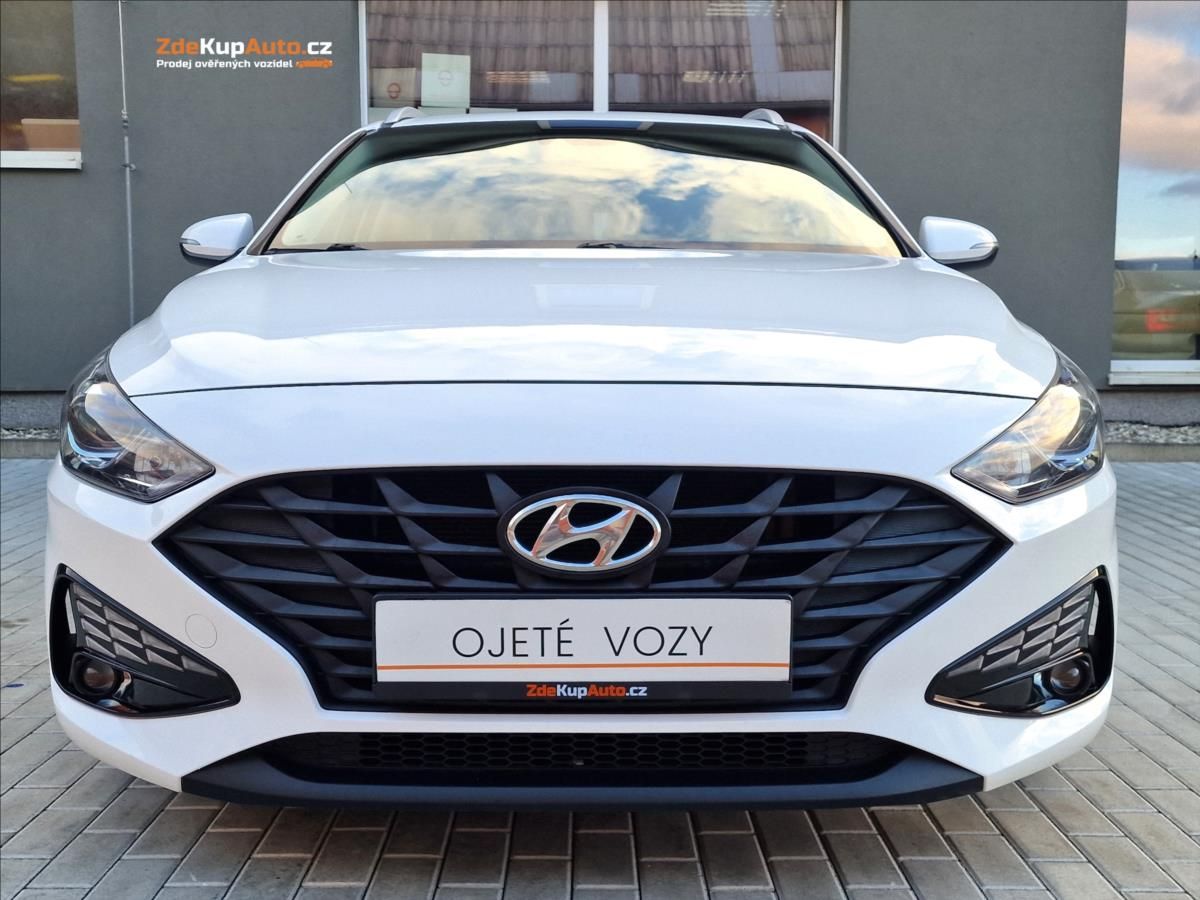 Hyundai i30, 1.0 T-GDI Comfort,ČR,1.Maj. - fotka 4