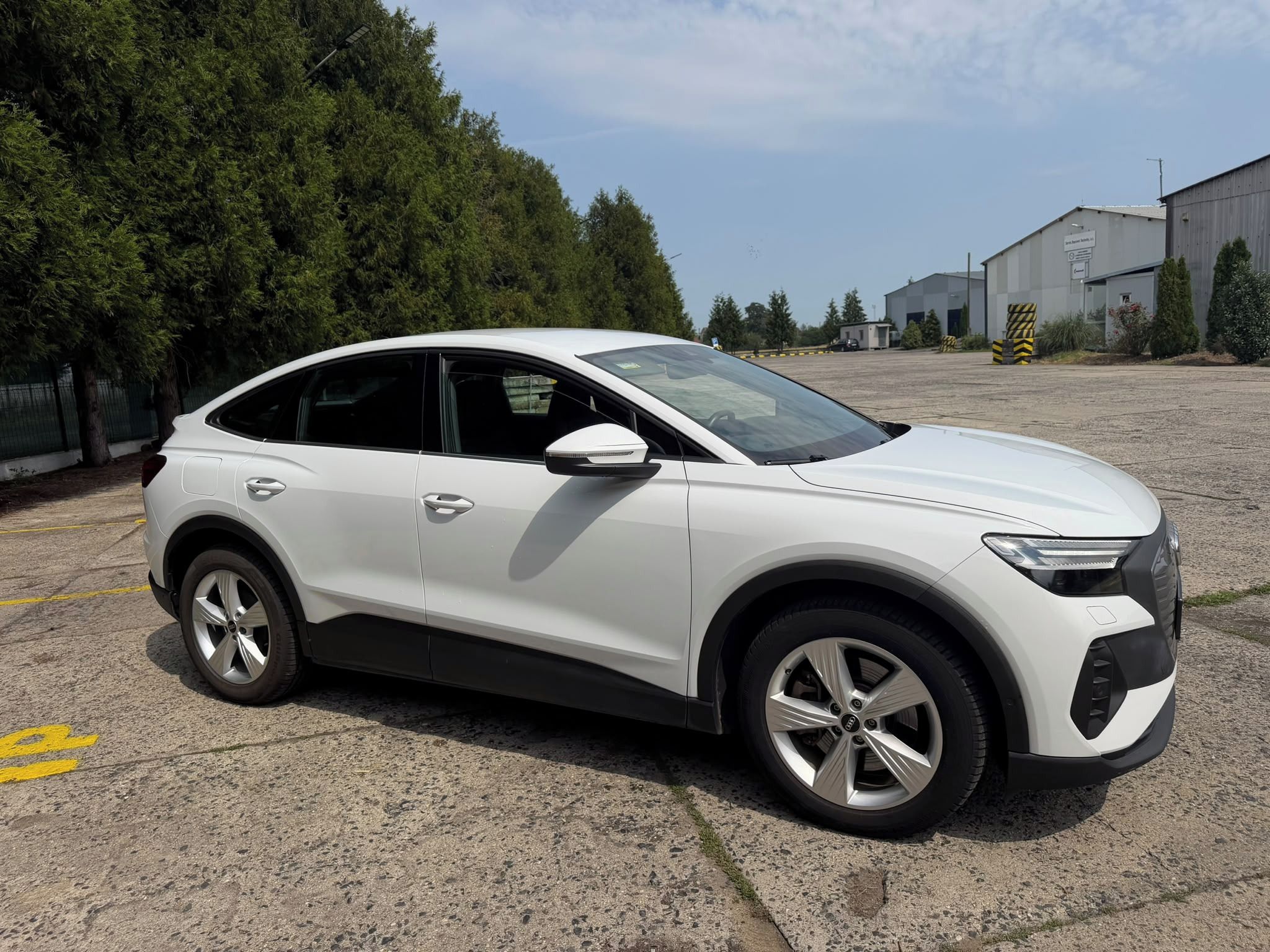 Audi Q4 e-tron, Tepelko, Soh 94,5%, nebourané - fotka 4
