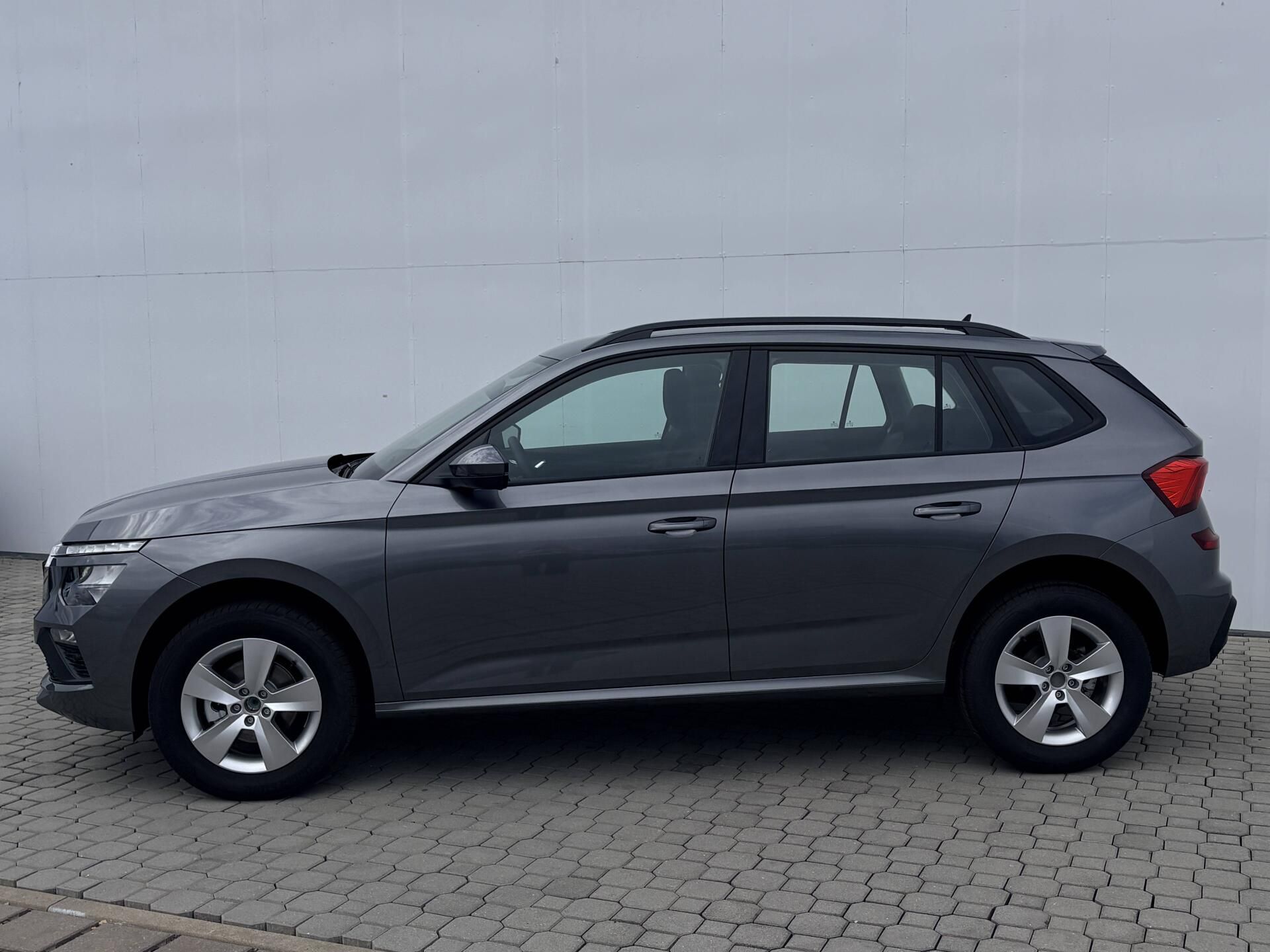 Škoda Kamiq, Classic 6MP 1,0TSI - fotka 2