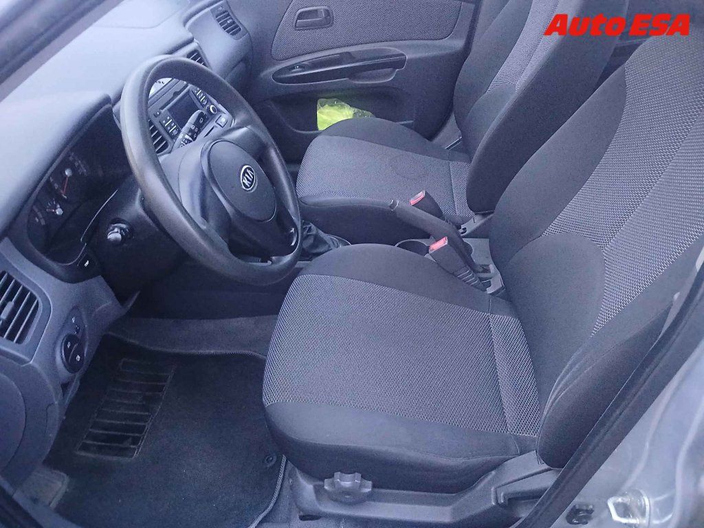 Kia Rio, 1.4i,ČR,AC - fotka 3