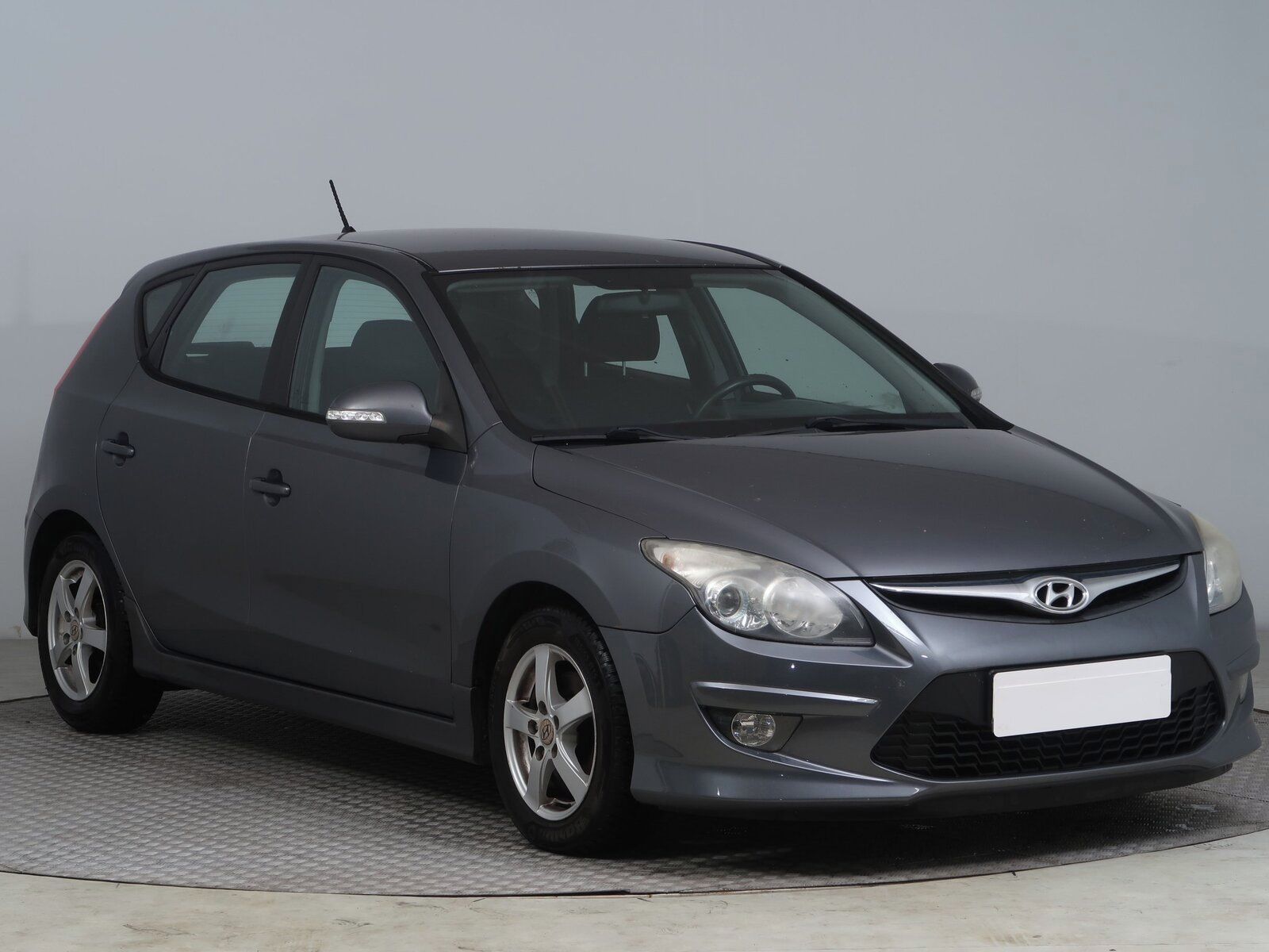 Hyundai i30, 1.6 CRDi, Klima, rezervace